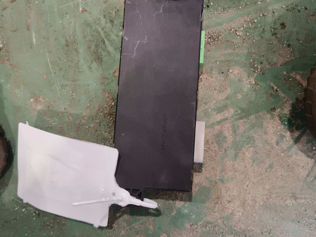 T2H14329 驾驶员座椅控制电脑