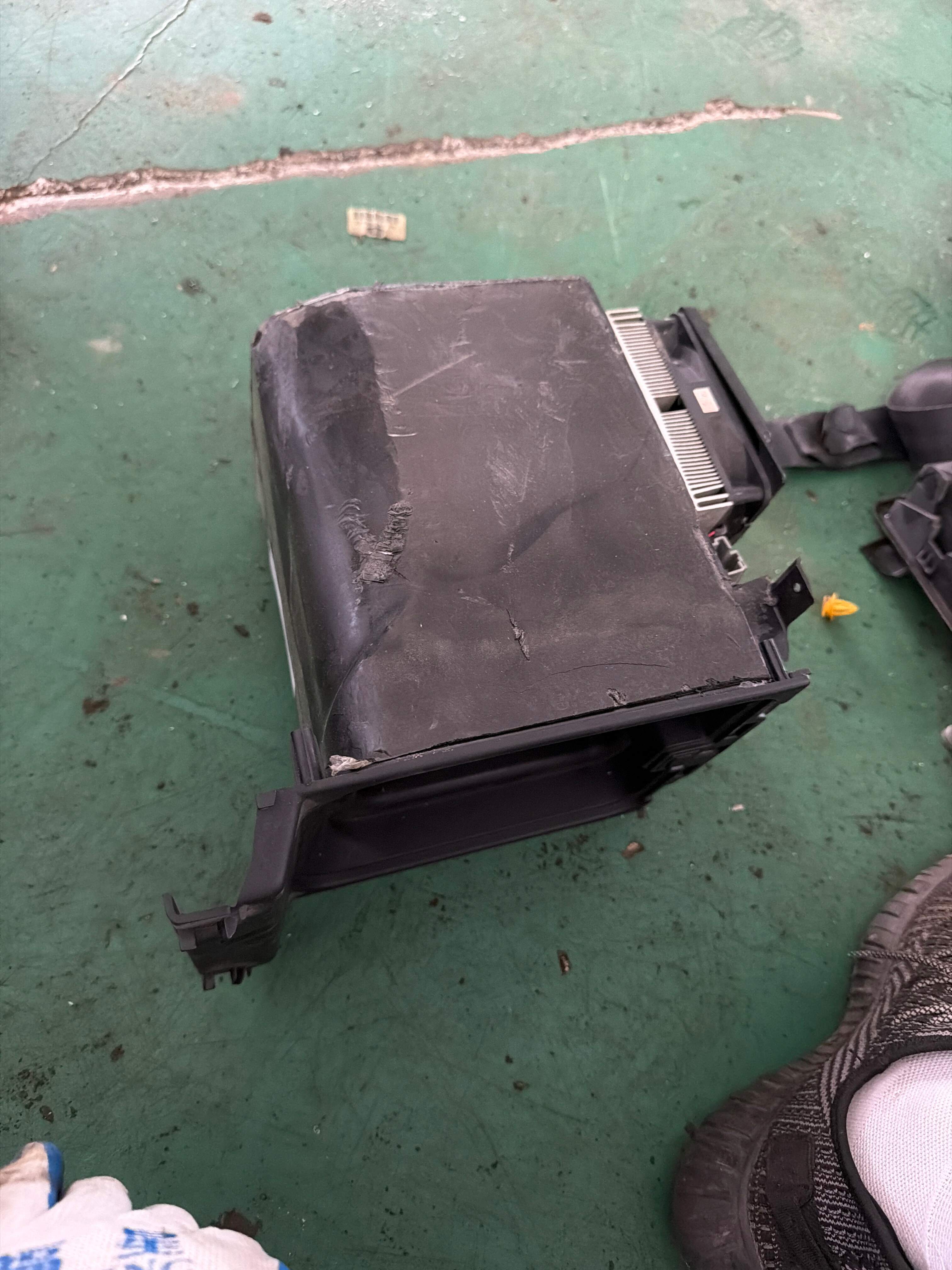 FJB501040PVJ 车载冰箱