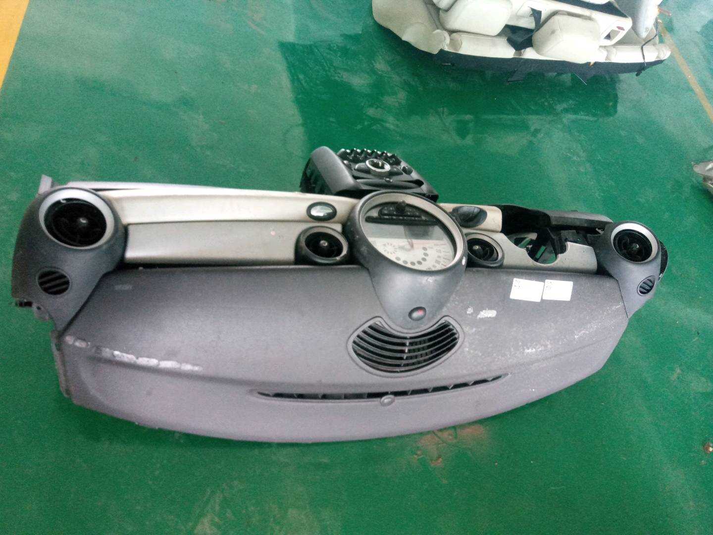 51459191863 仪表台壳（下）