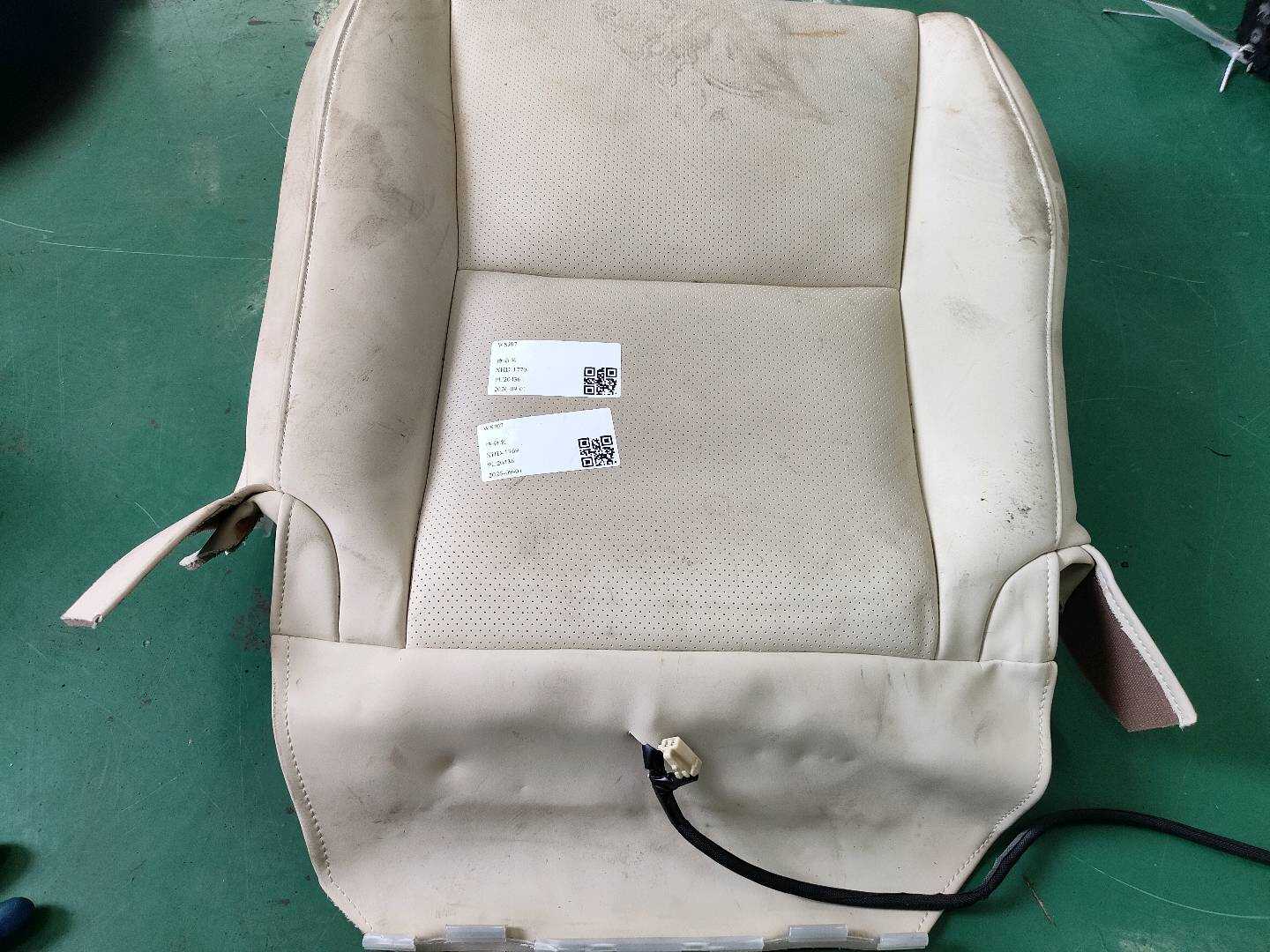 7151248240 驾驶员座椅底座软垫