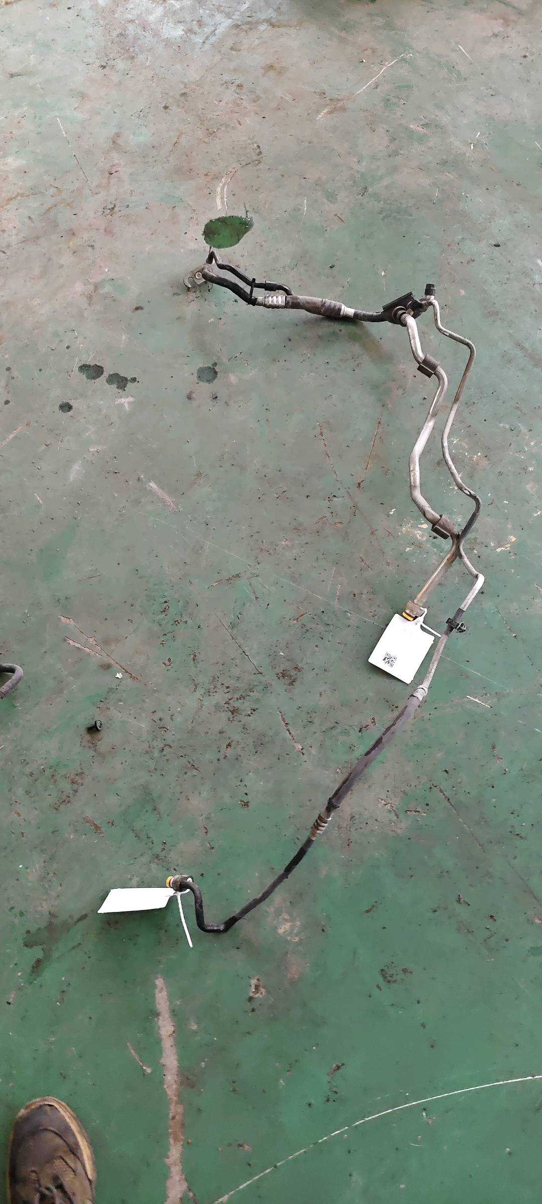 L4FD260709 A/C High Pressure Line (From Evaporator To Condenser)