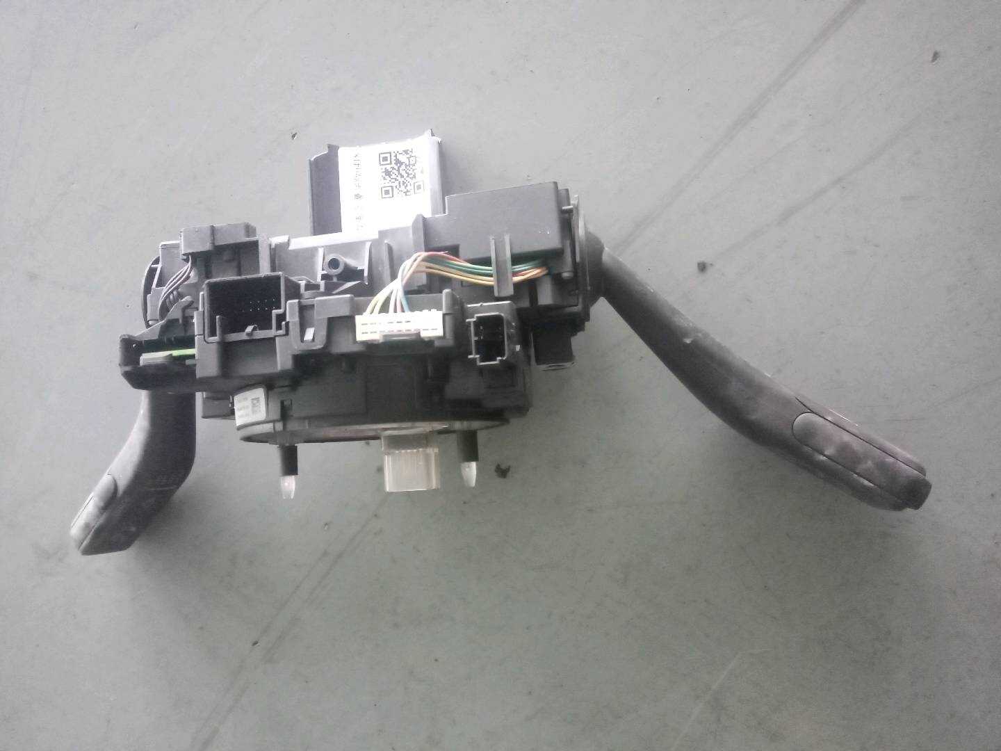1K5953507Q 组合开关