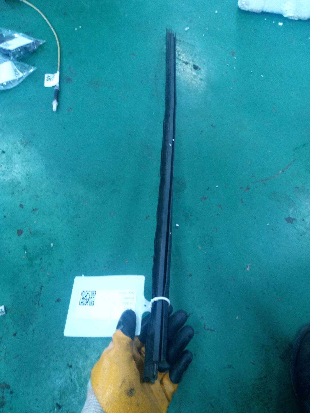 8E0837480E Front Door Window Molding (Right Inner)