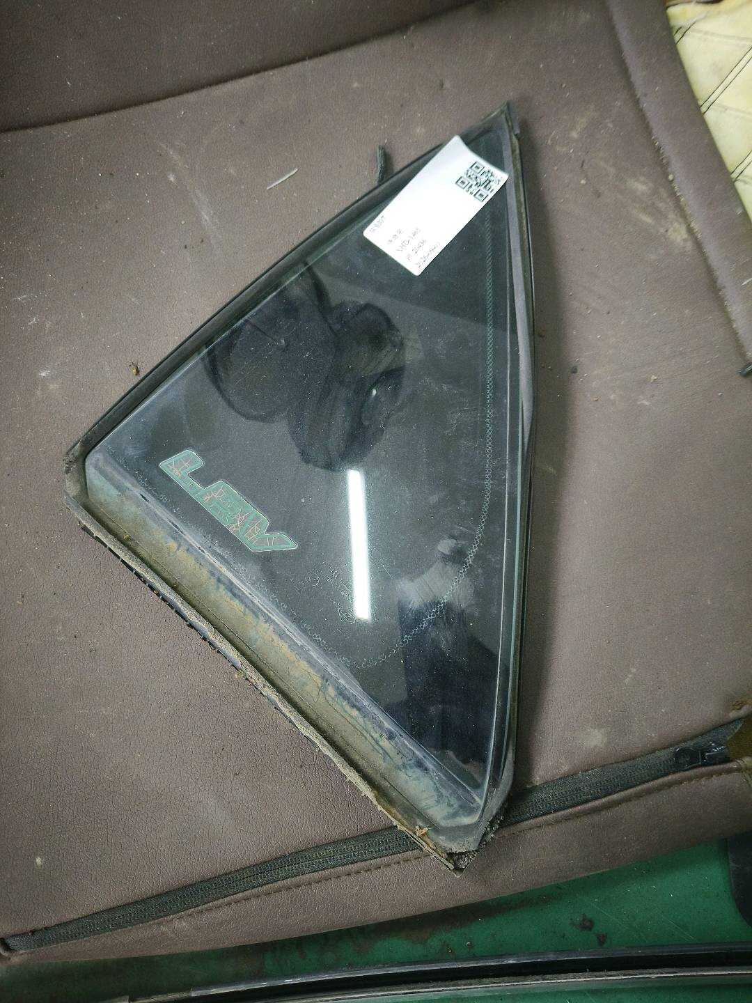 73455SDGH00 后门三角窗玻璃(左)