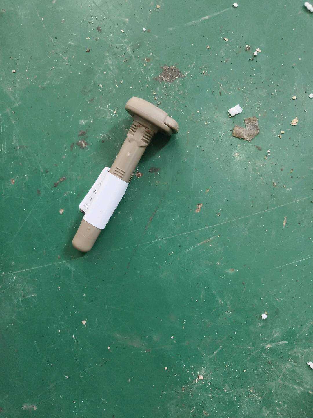 719310212000 前排座椅头枕导套