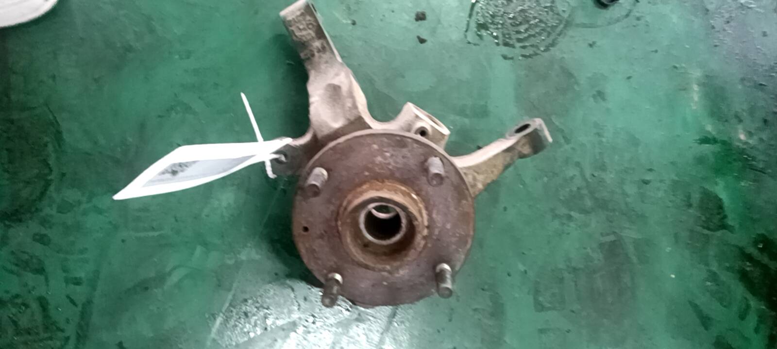 9053333 Front Steering Knuckle, Left