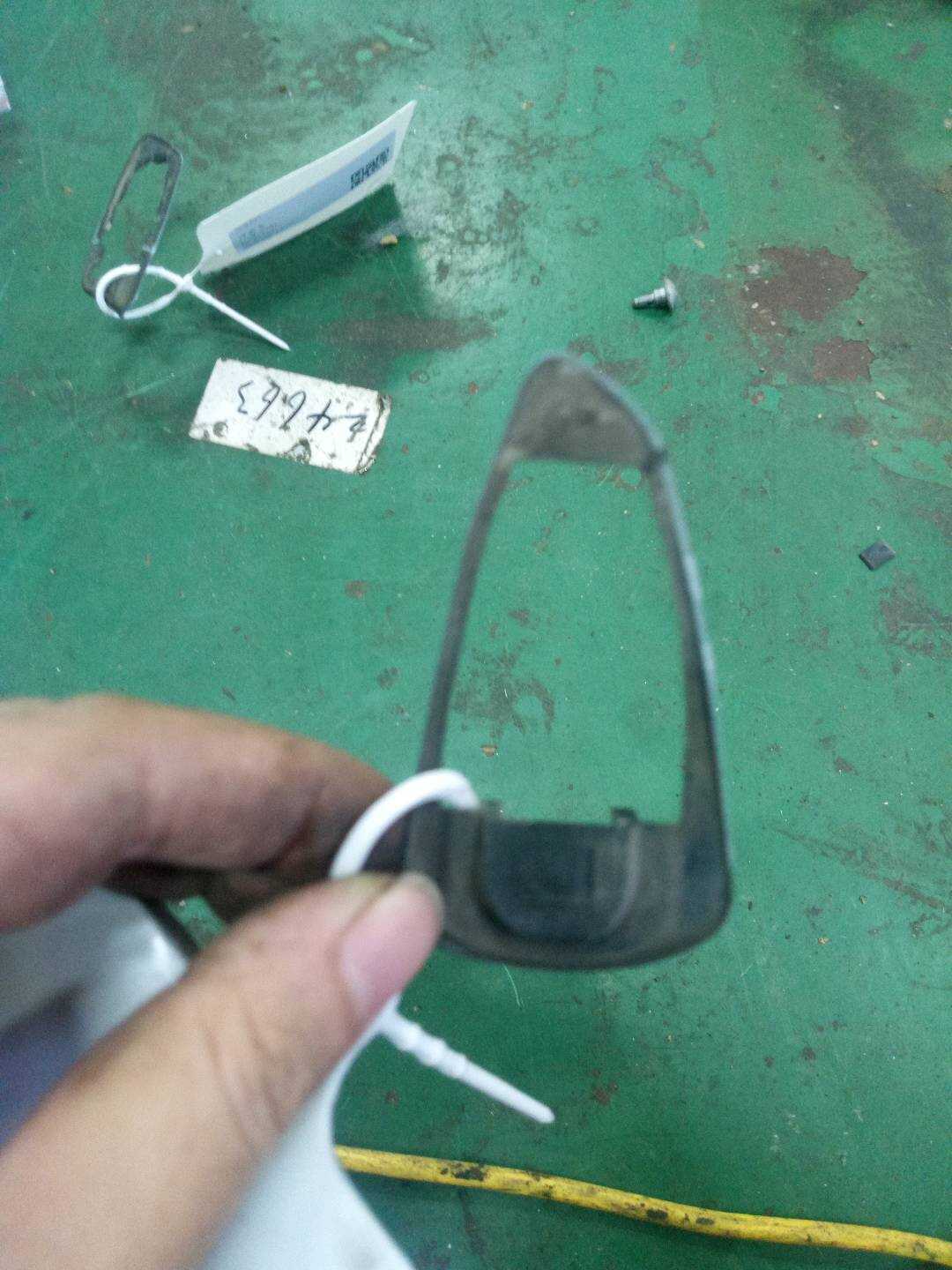 6924248030 前门外拉手隔垫(左前)