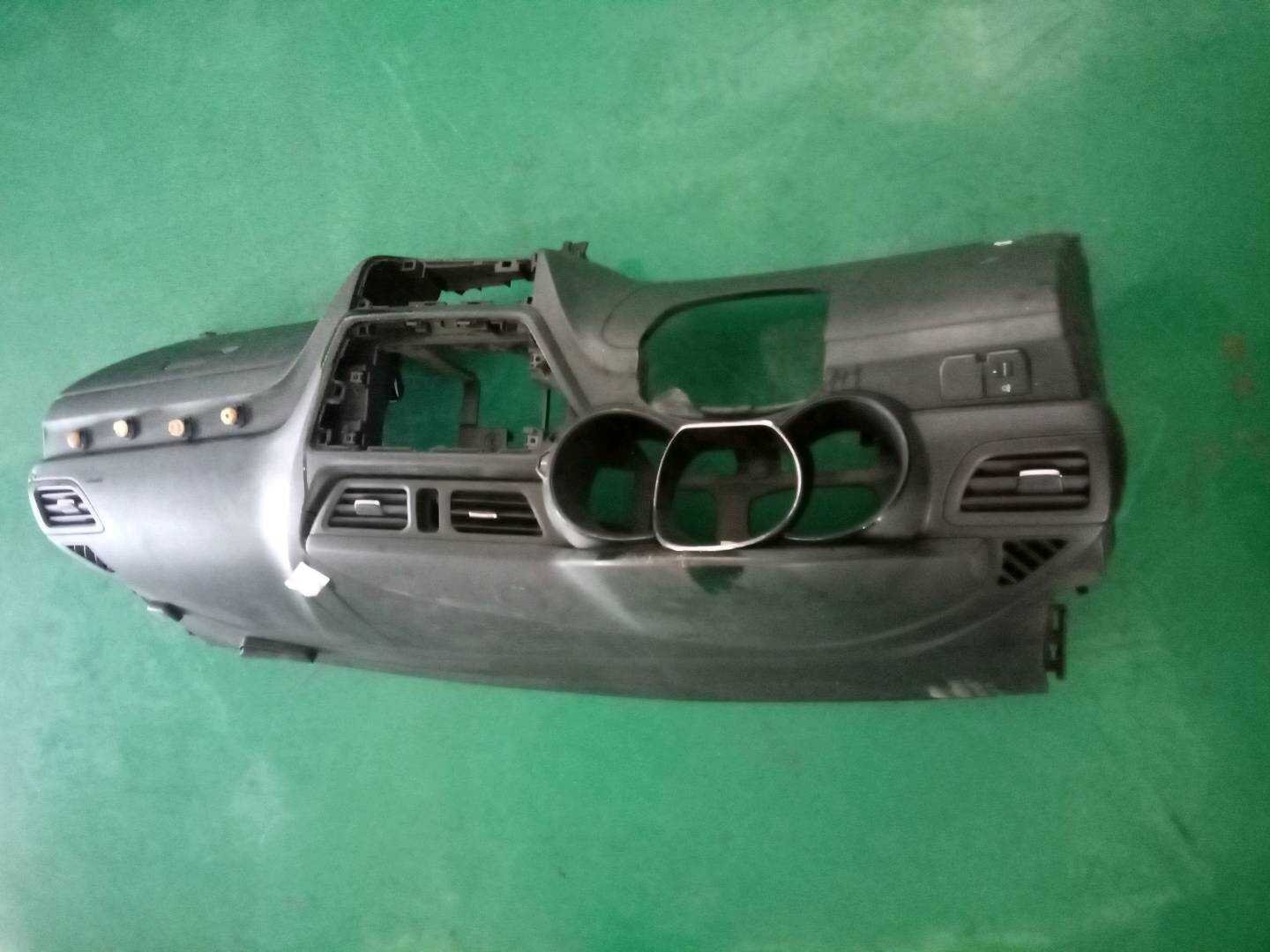 847104X000WK 仪表台壳