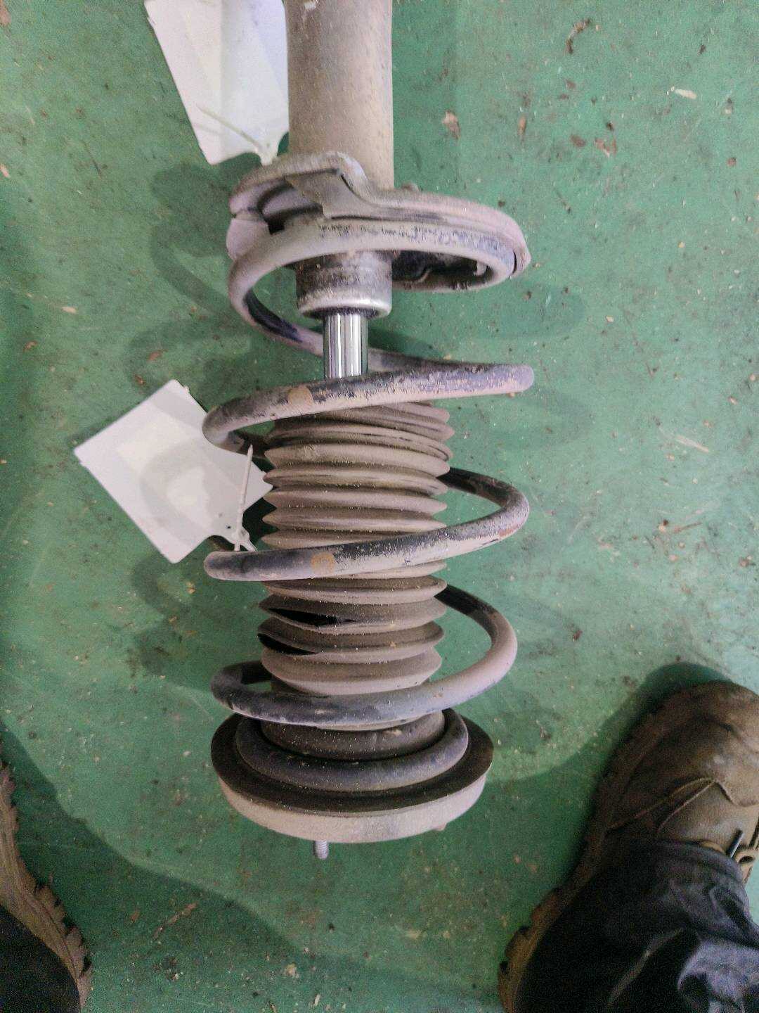 31336753482 Front Shock Absorber Coil Spring