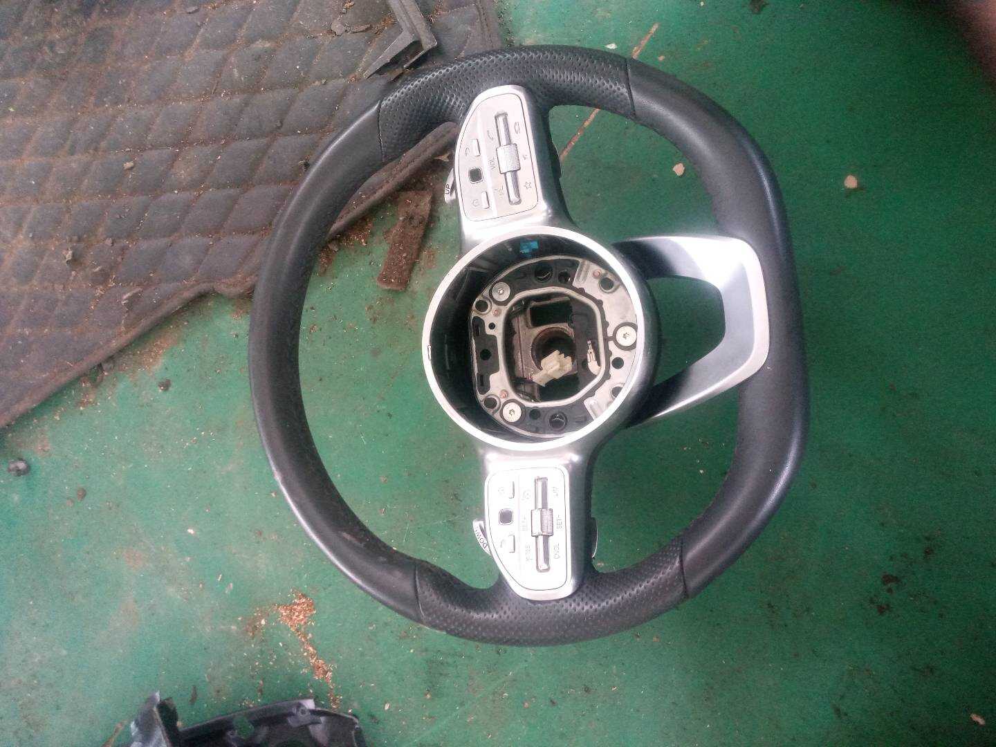 A22146001038L55 Steering Wheel