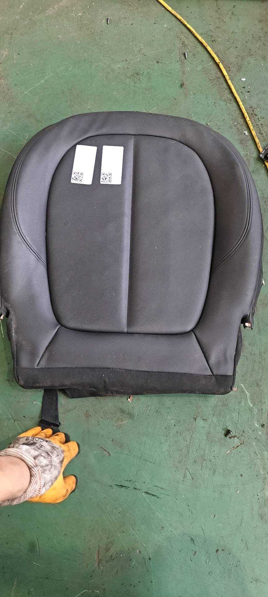52107374621 Driver Seat Base Cover