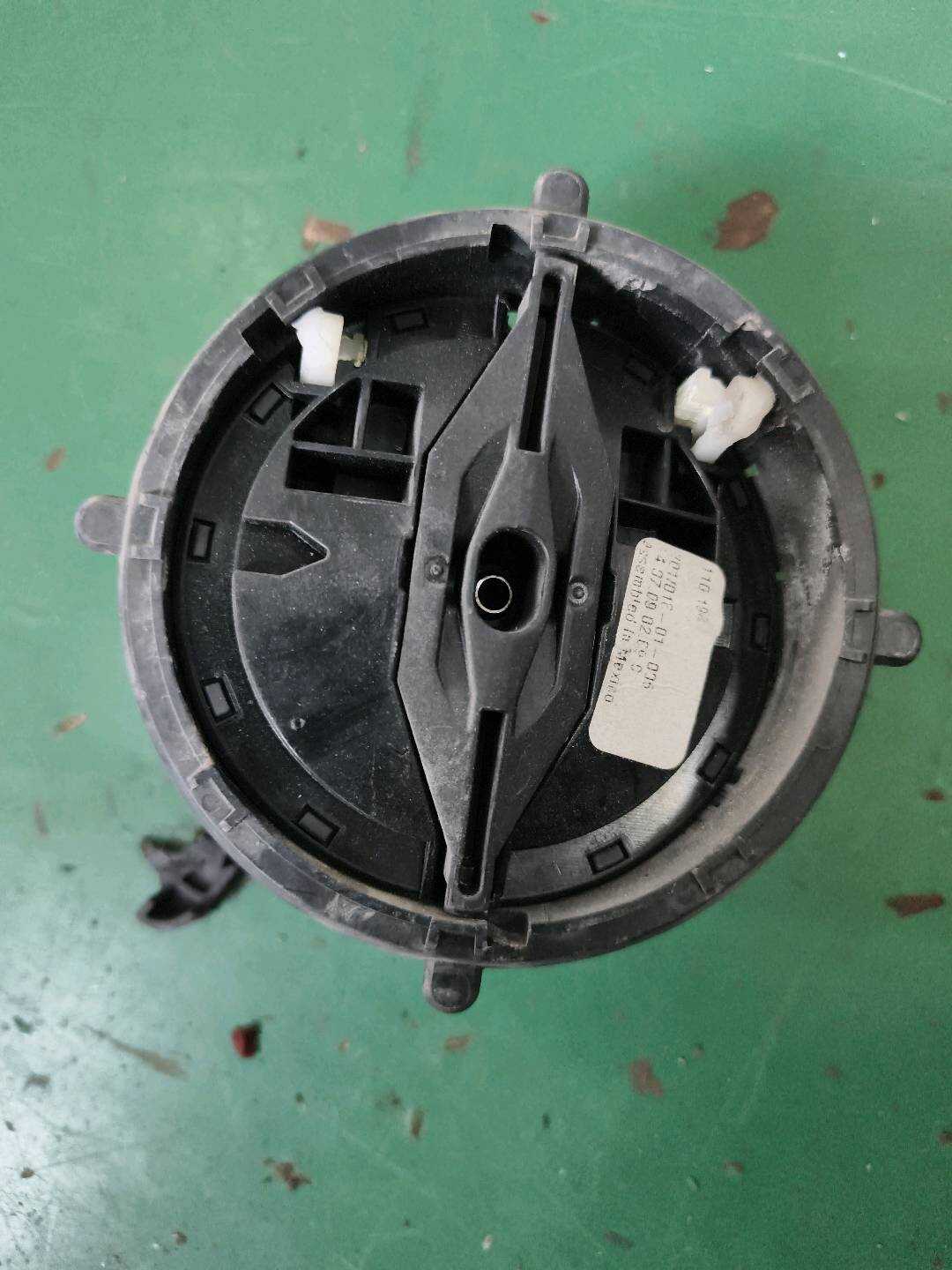 L8T0959578 Side Mirror Motor, Right
