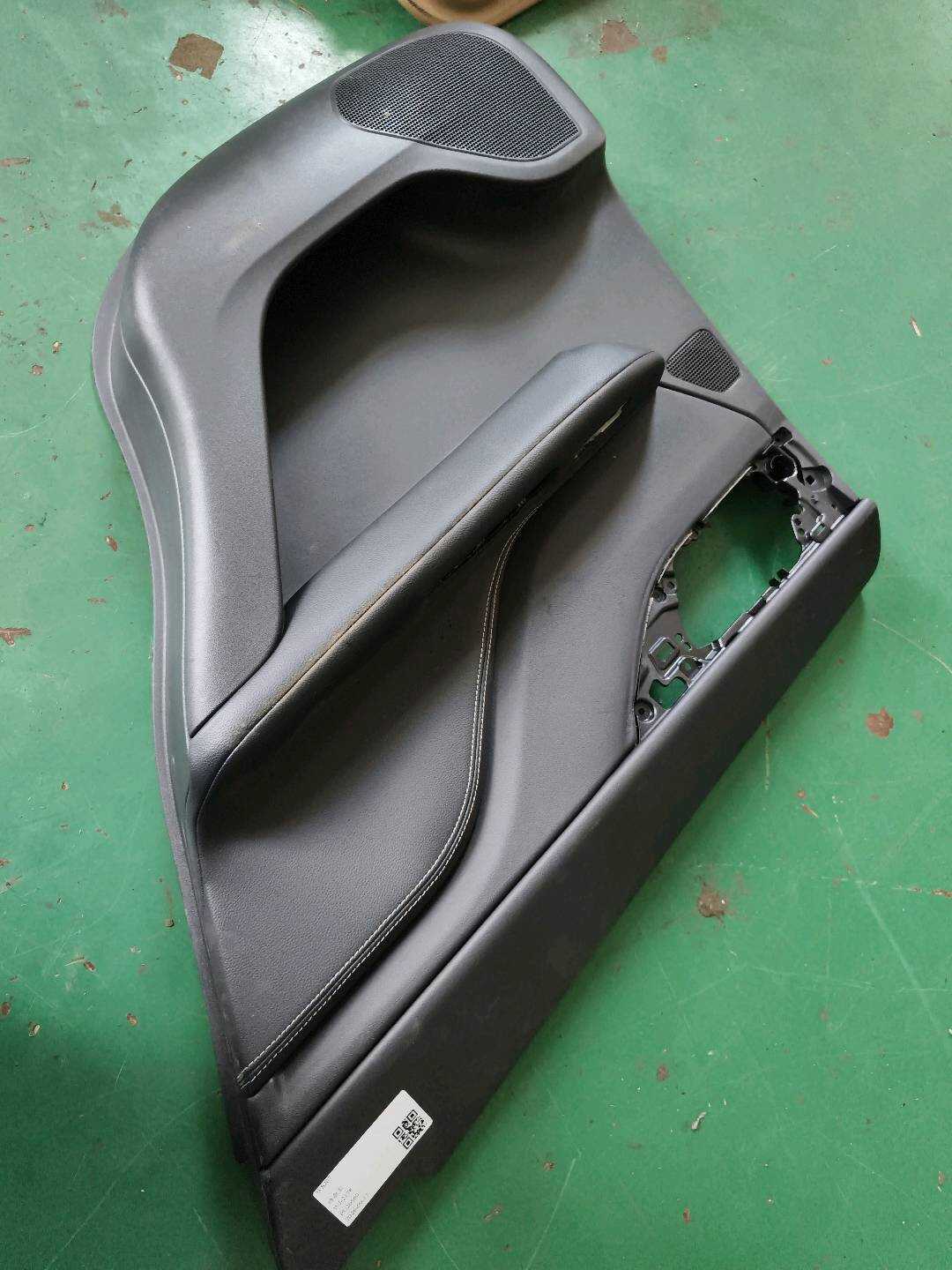 T4A42477 后门内饰板（右）