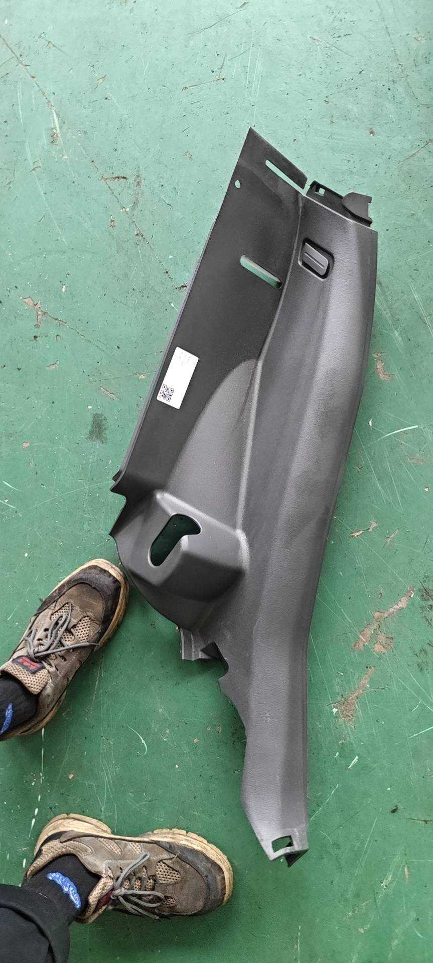95952964 C-Pillar Inner Trim, Left