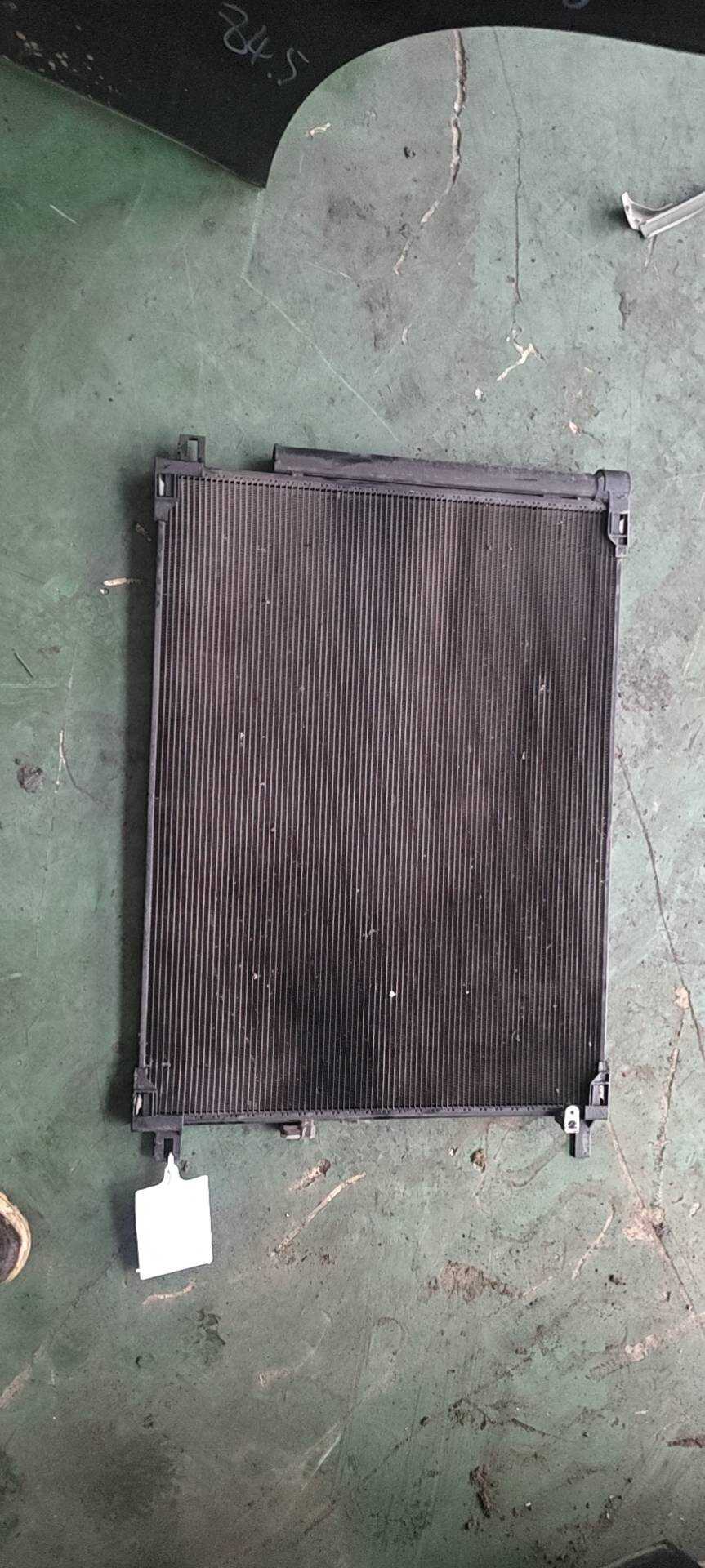 884A00E070 冷凝器