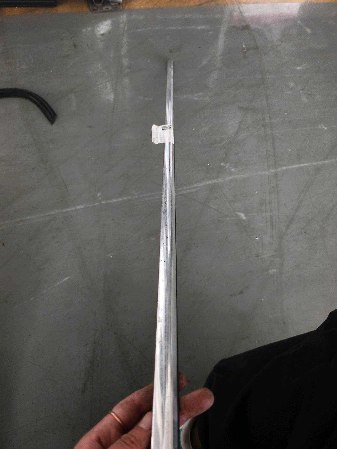 51357496148 后门玻璃压条(右外)