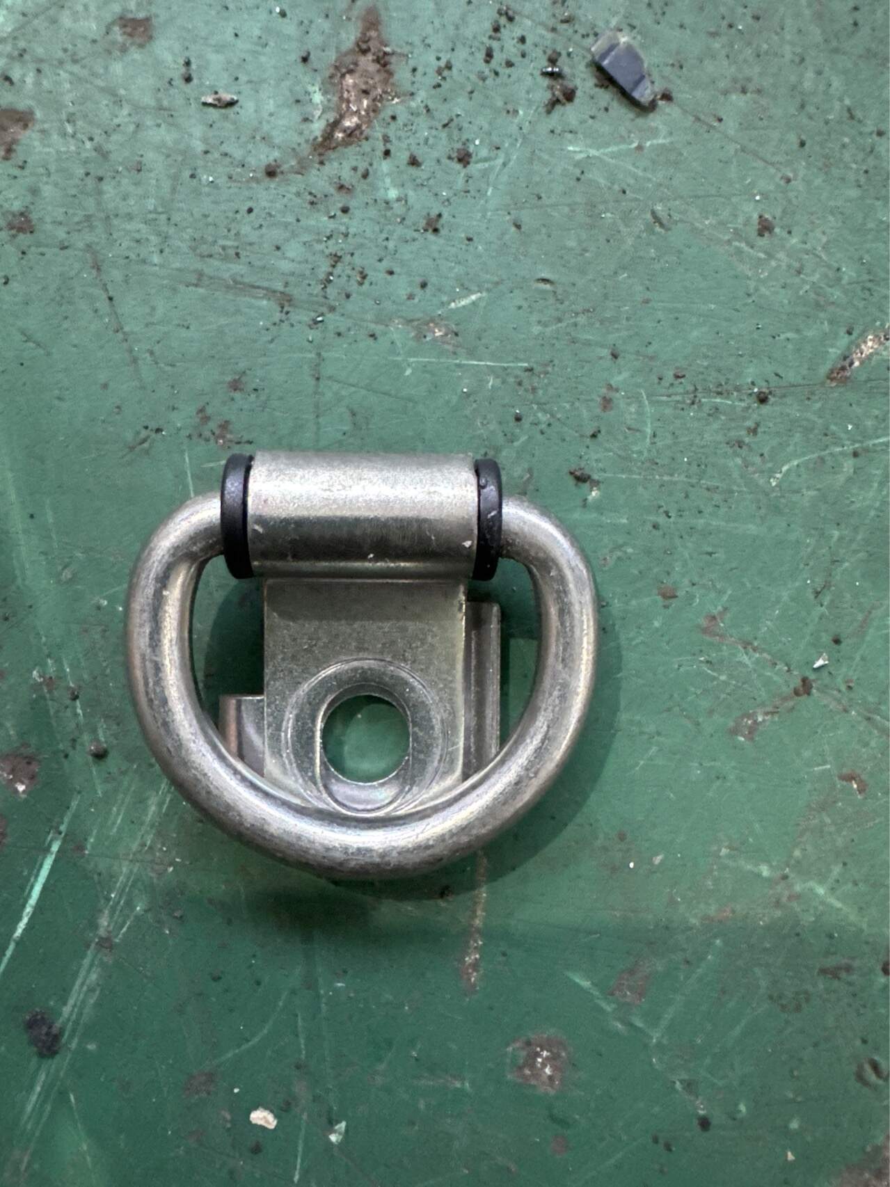 EOZ500070 Tailgate Hook