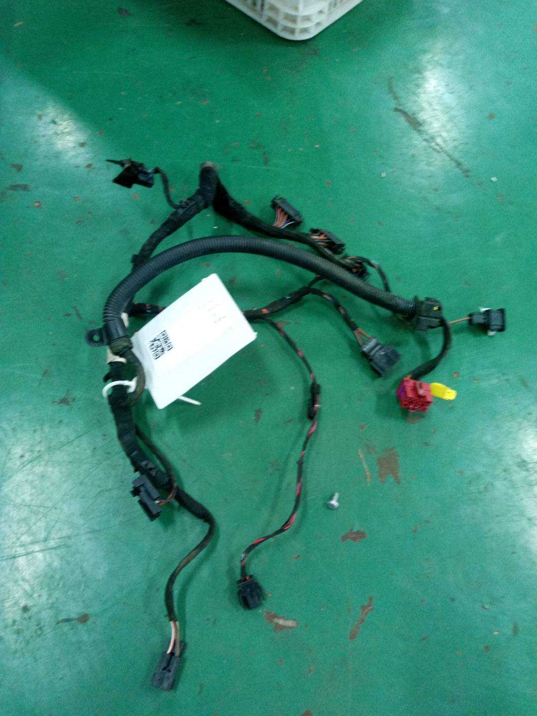 8E0971384S 副驾驶员座椅底座线束