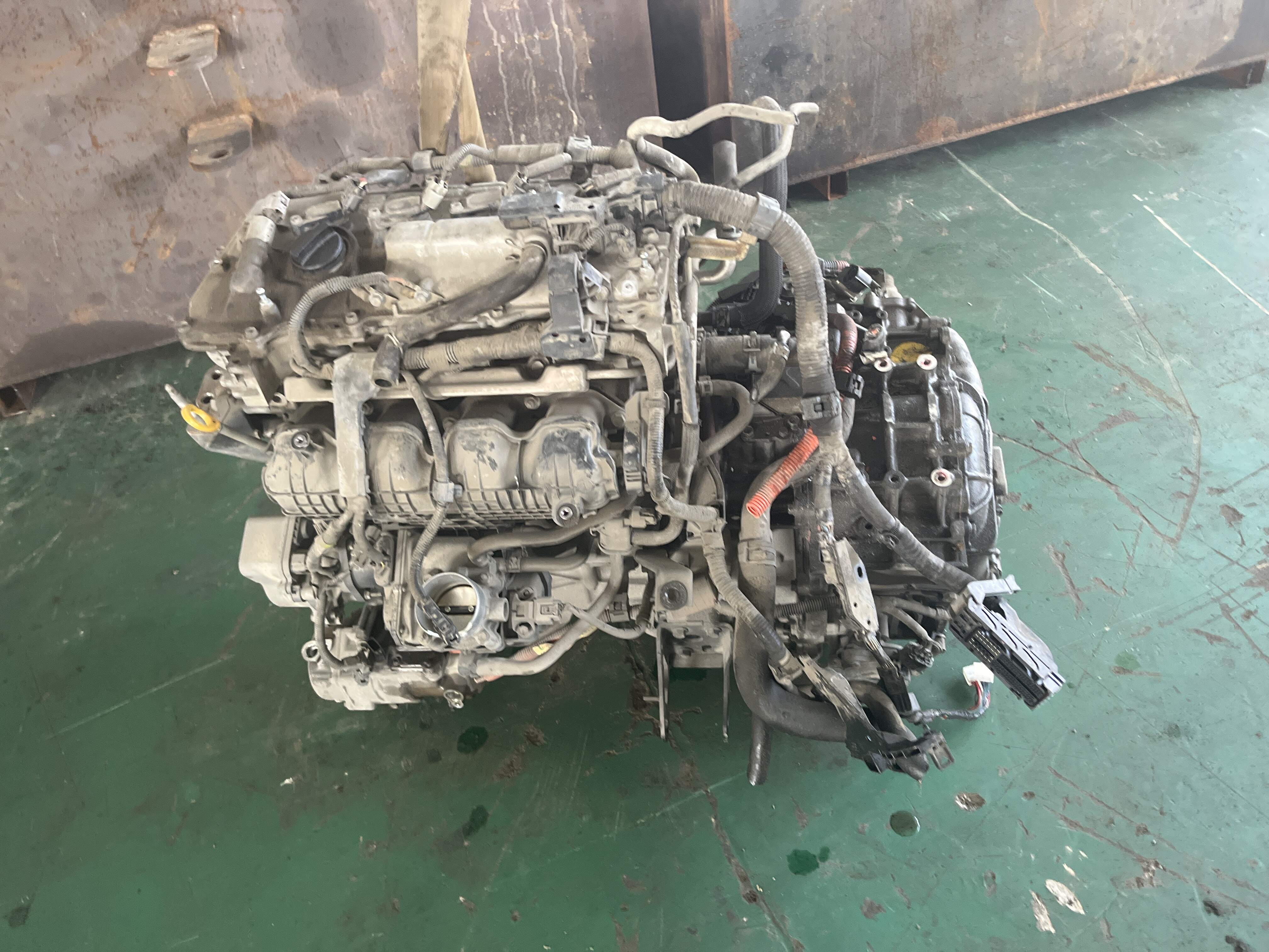 1900037530 发动机总成2ZRFXE/5ZRFXE 1.8L