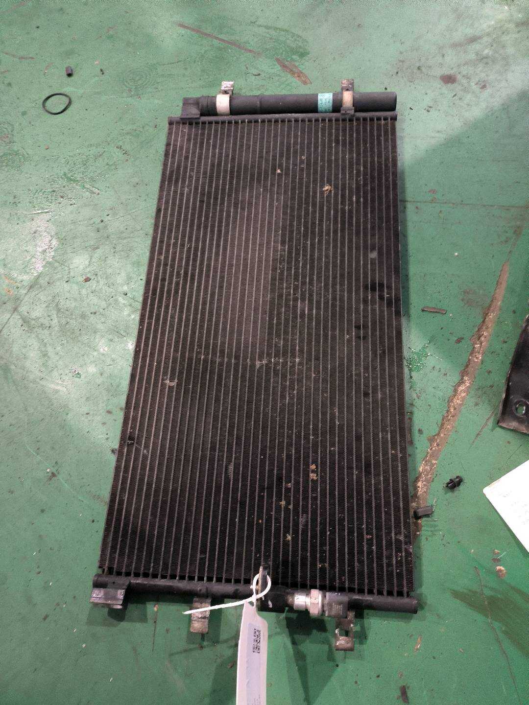 L8KD260401C 冷凝器