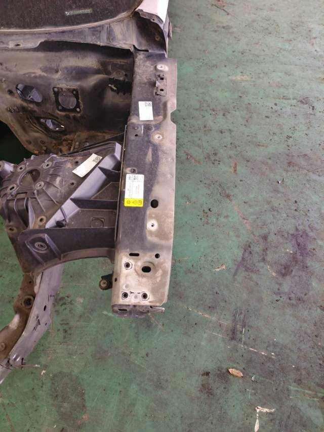 C2D1321 Front Wheelhouse Outer Panel, Left