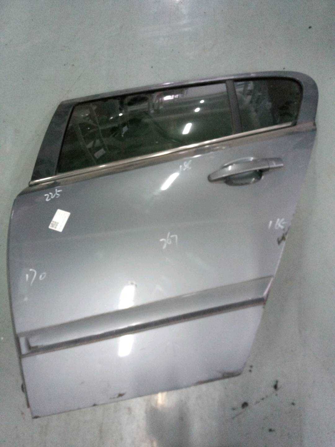 9002S6 Front Door Shell, Left
