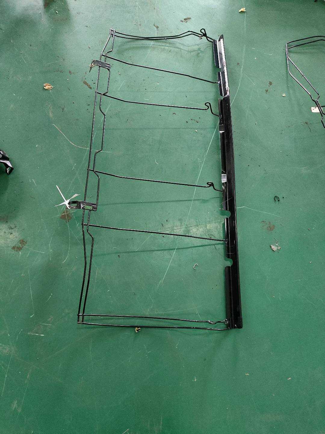 327885705 后座椅靠背骨架