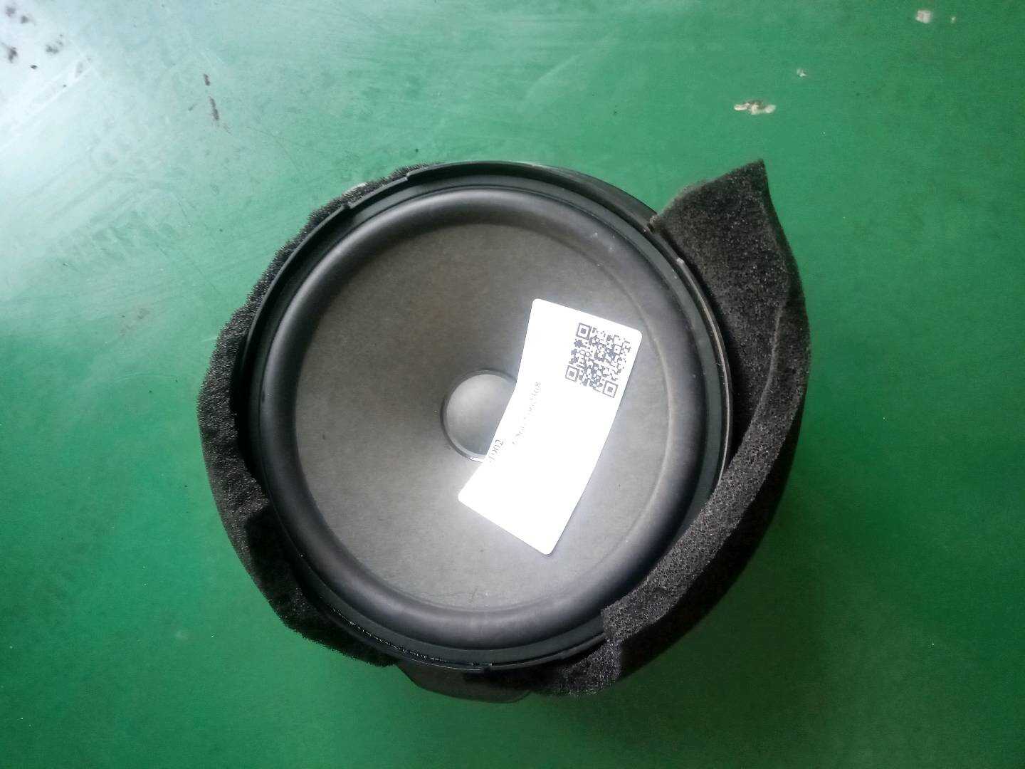 A2048201902 前门低音扬声器（左）