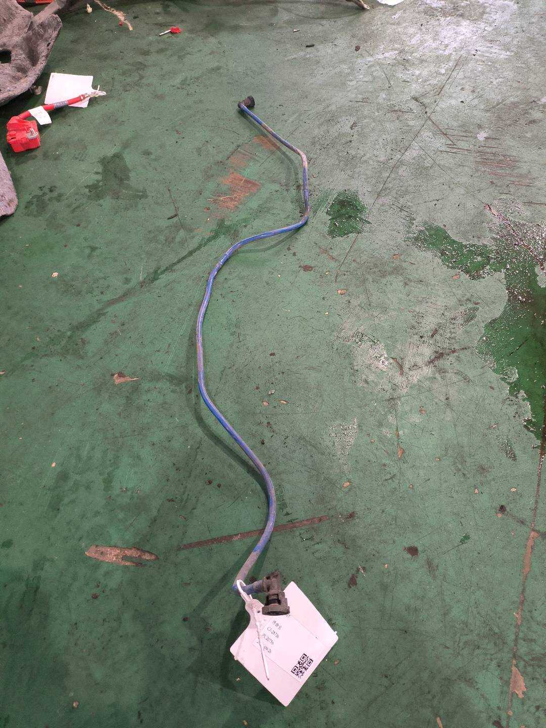 16126764055 Fuel Tank Vent Pipe