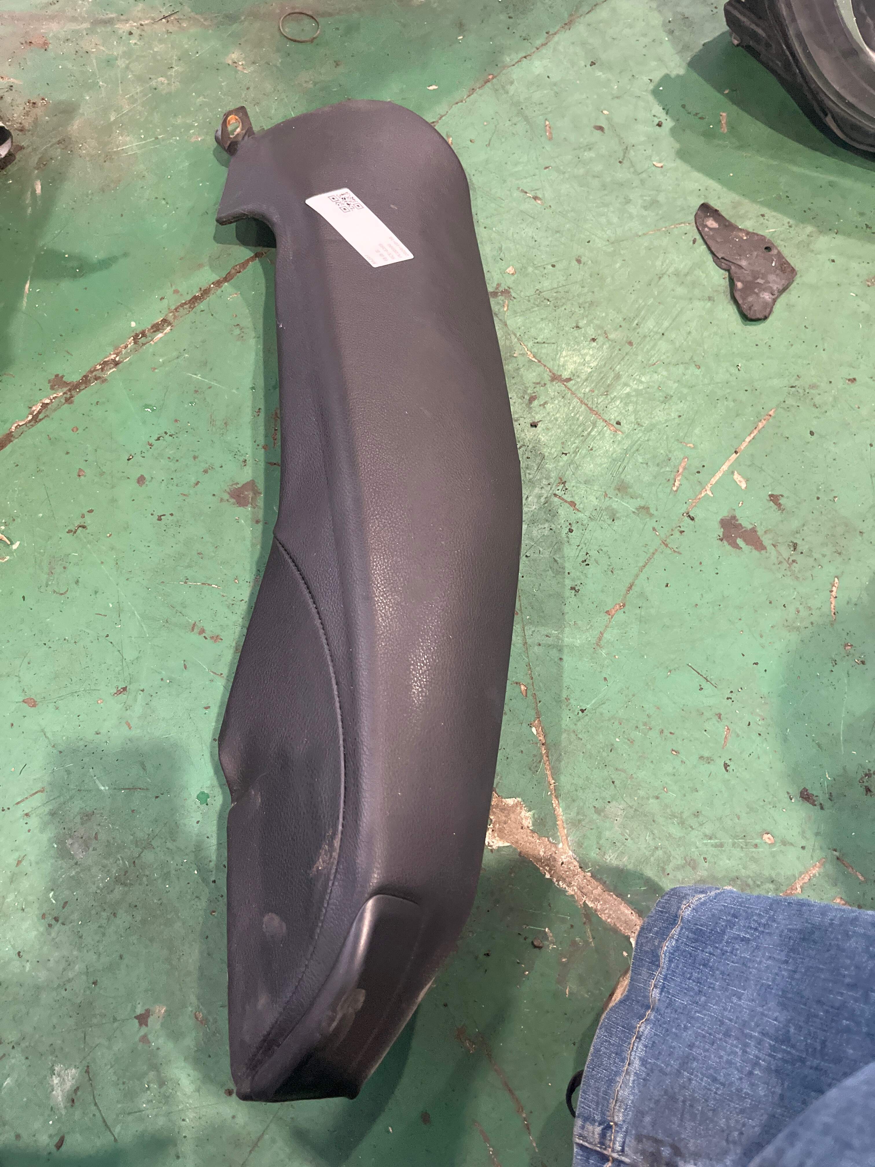 1K5885704AR Rear Seat Backrest Side Cushion, Right