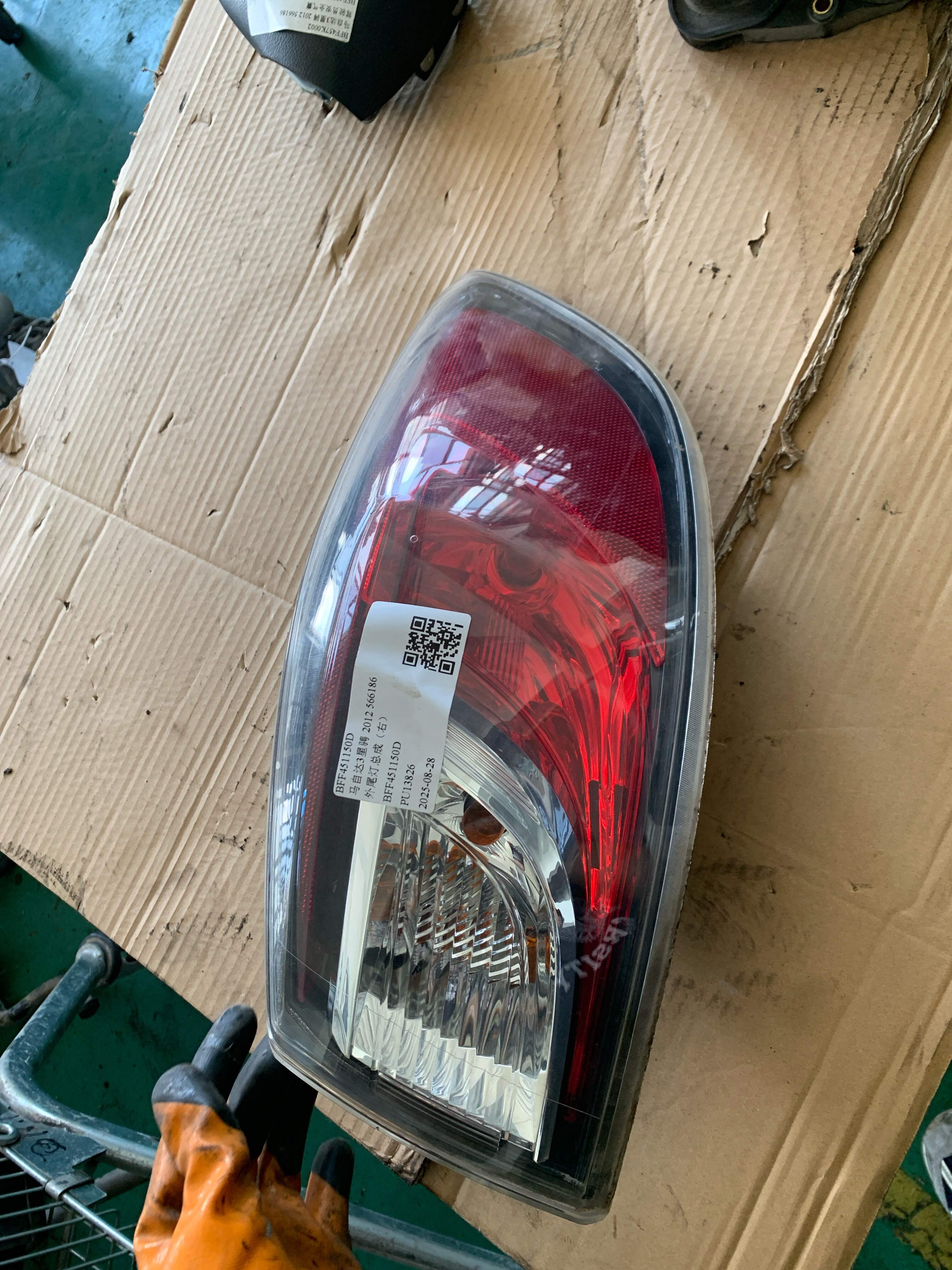 BFF451150D 外尾灯总成（右）