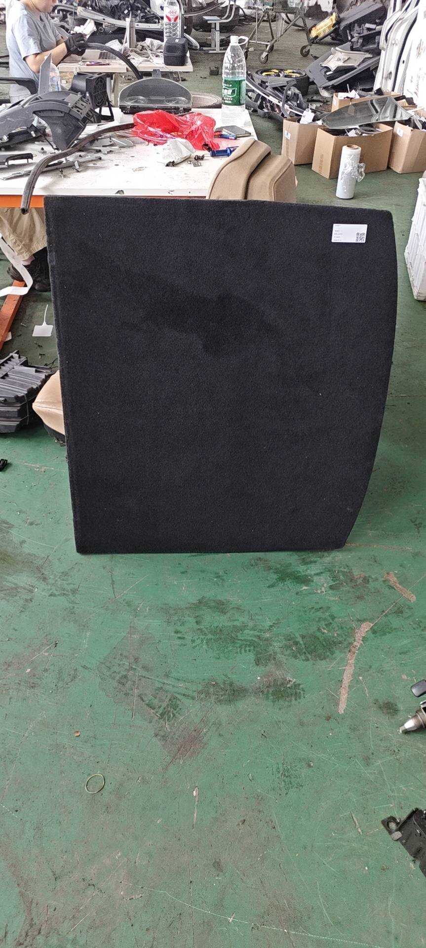 LR028526 Rear Spare Tire Cover