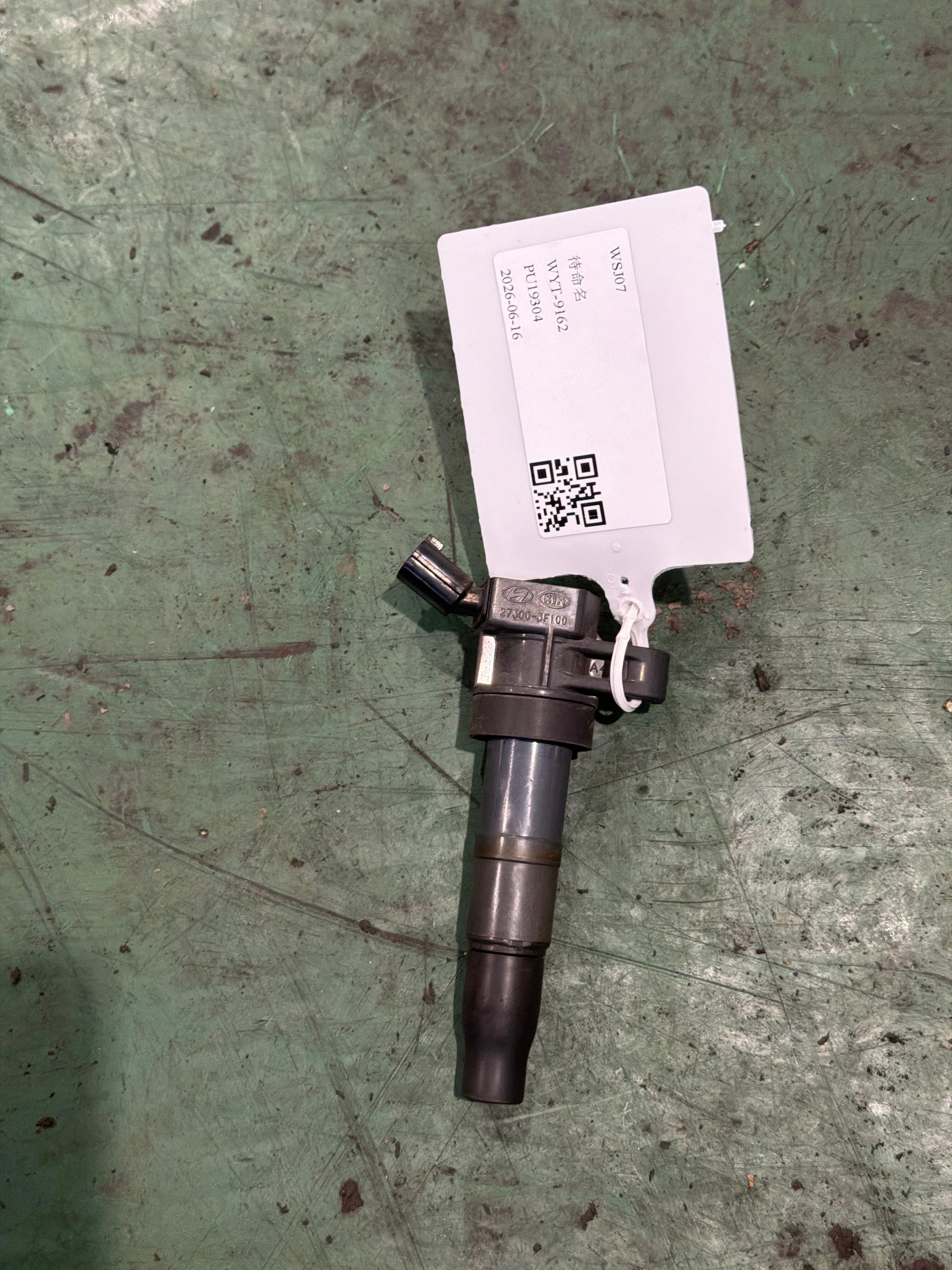 273003F100 Ignition Coil