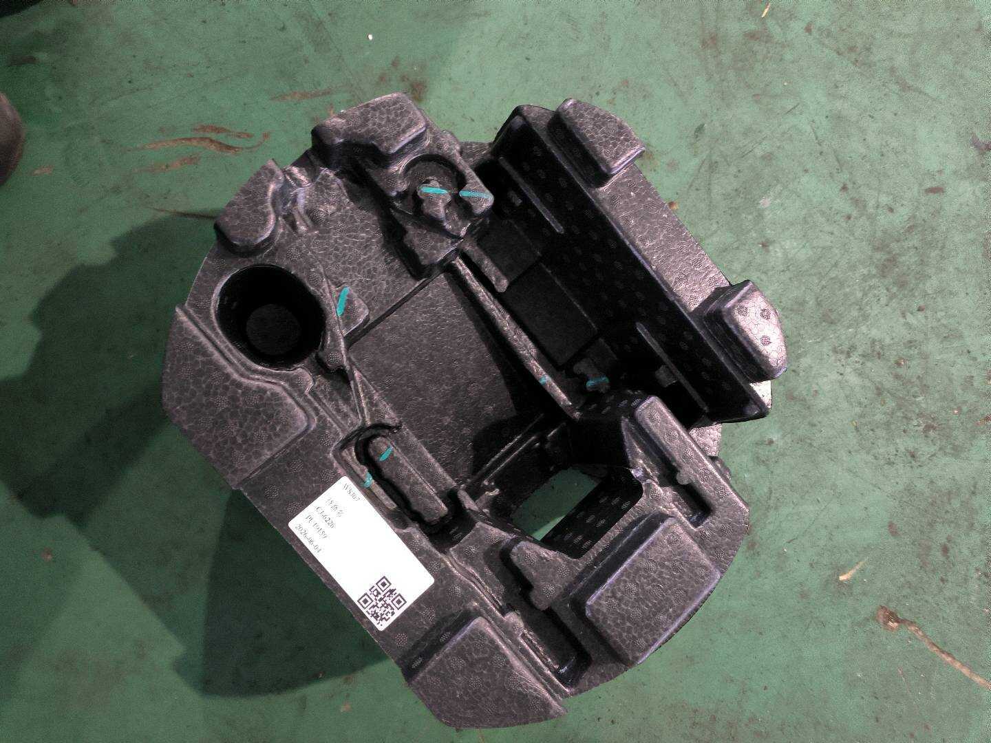 1018037160 行李舱工具盒