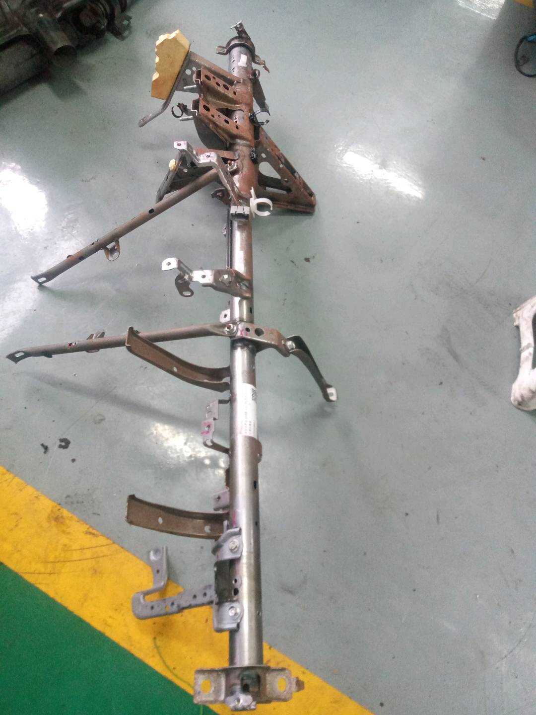 5533002460 仪表台骨架
