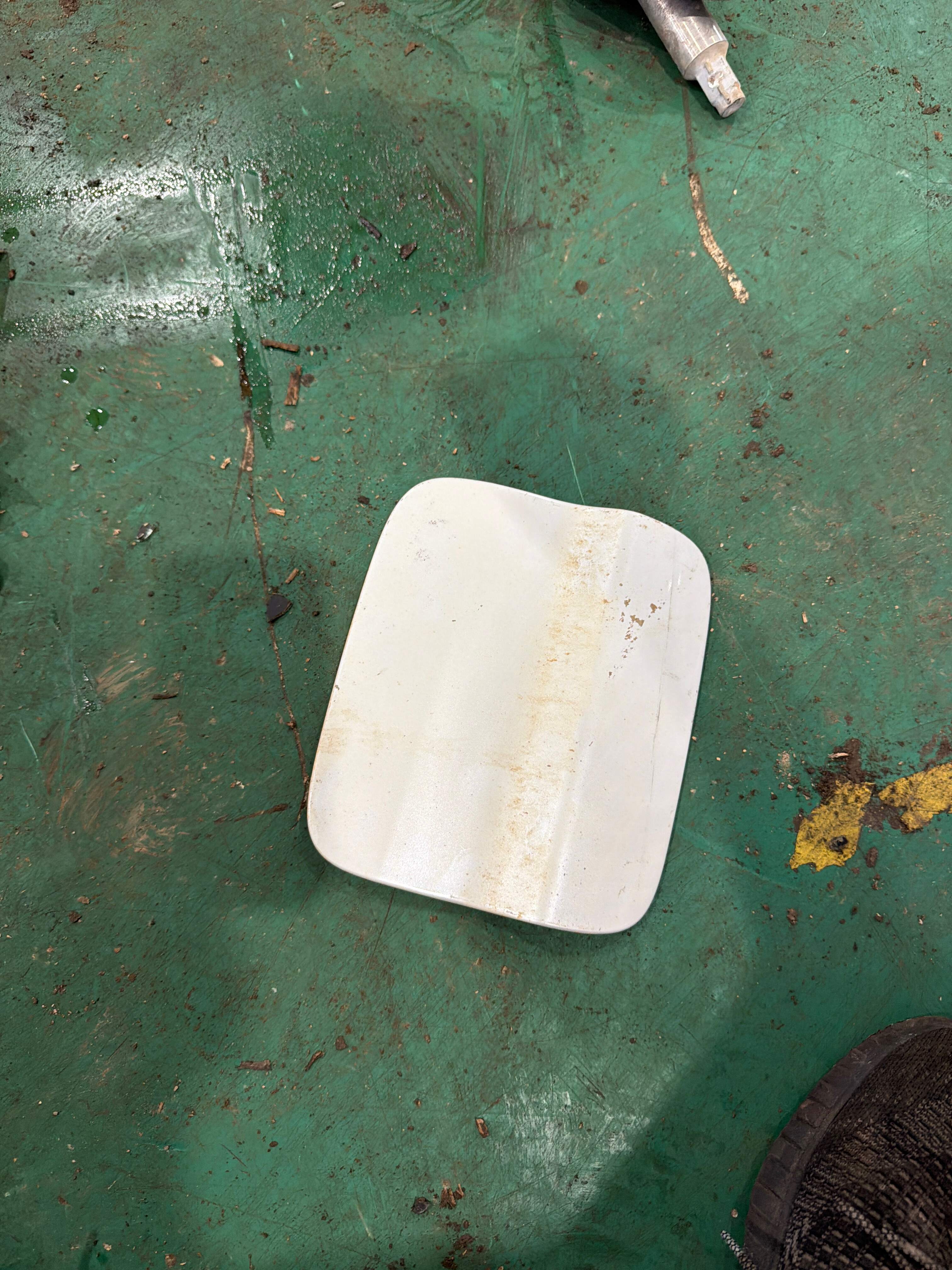 51917312316 燃油箱加油盖(外)