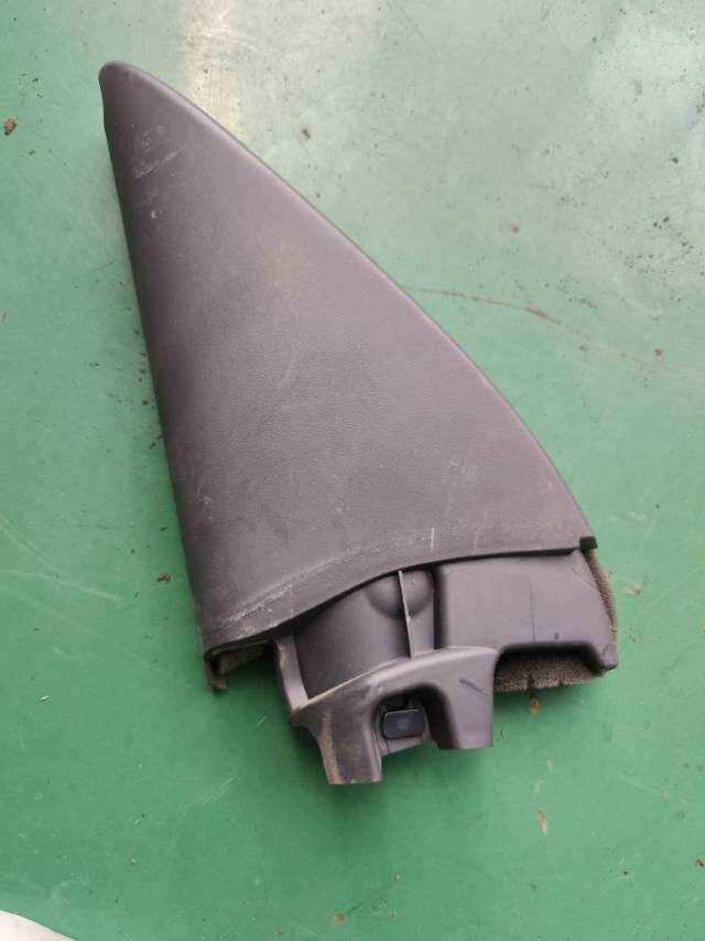 34D837973E 倒车镜三角饰板(左内)