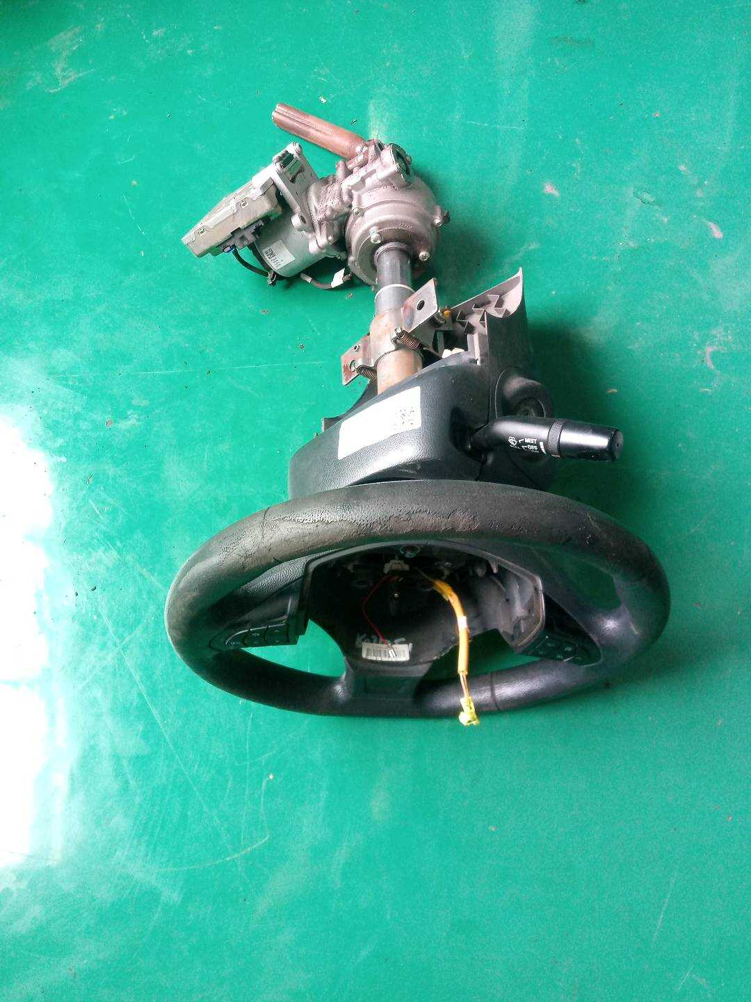 3418010 Steering Column