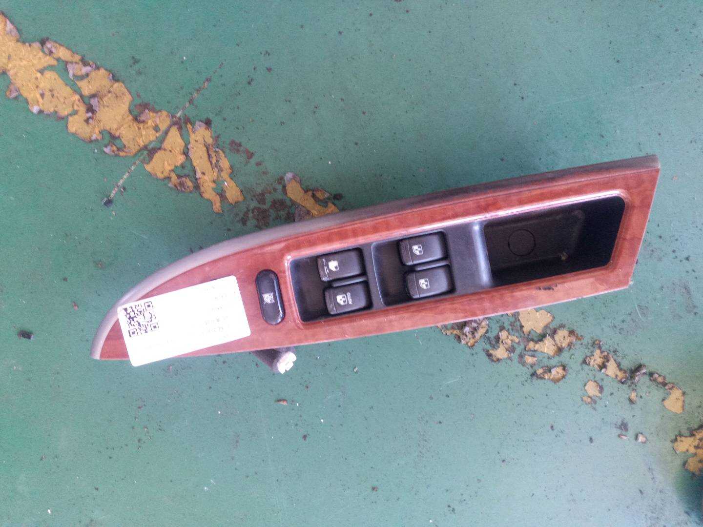 9066788 Front Door Window Switch, Left