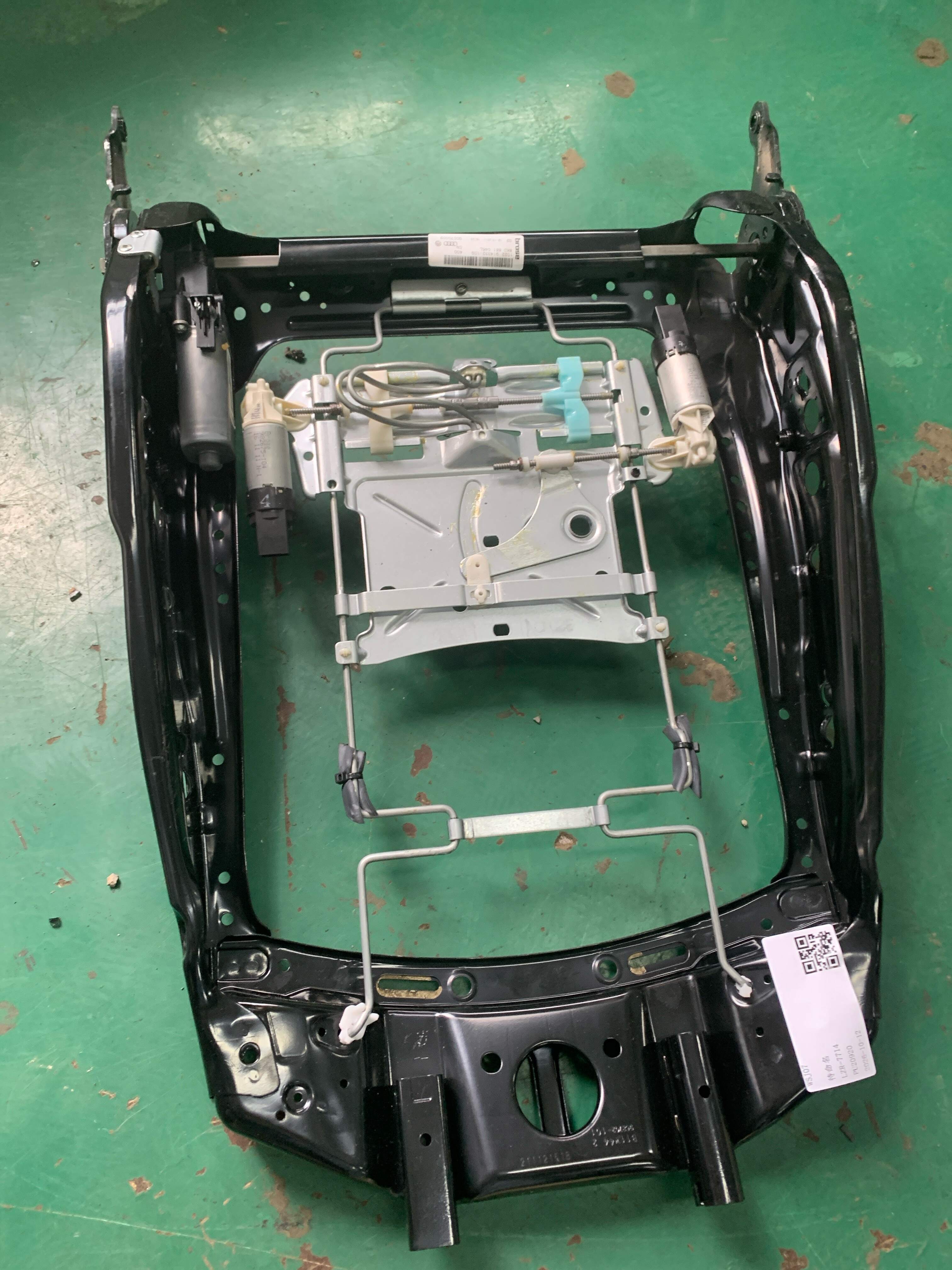 8KD881046L 副驾驶员座椅靠背骨架
