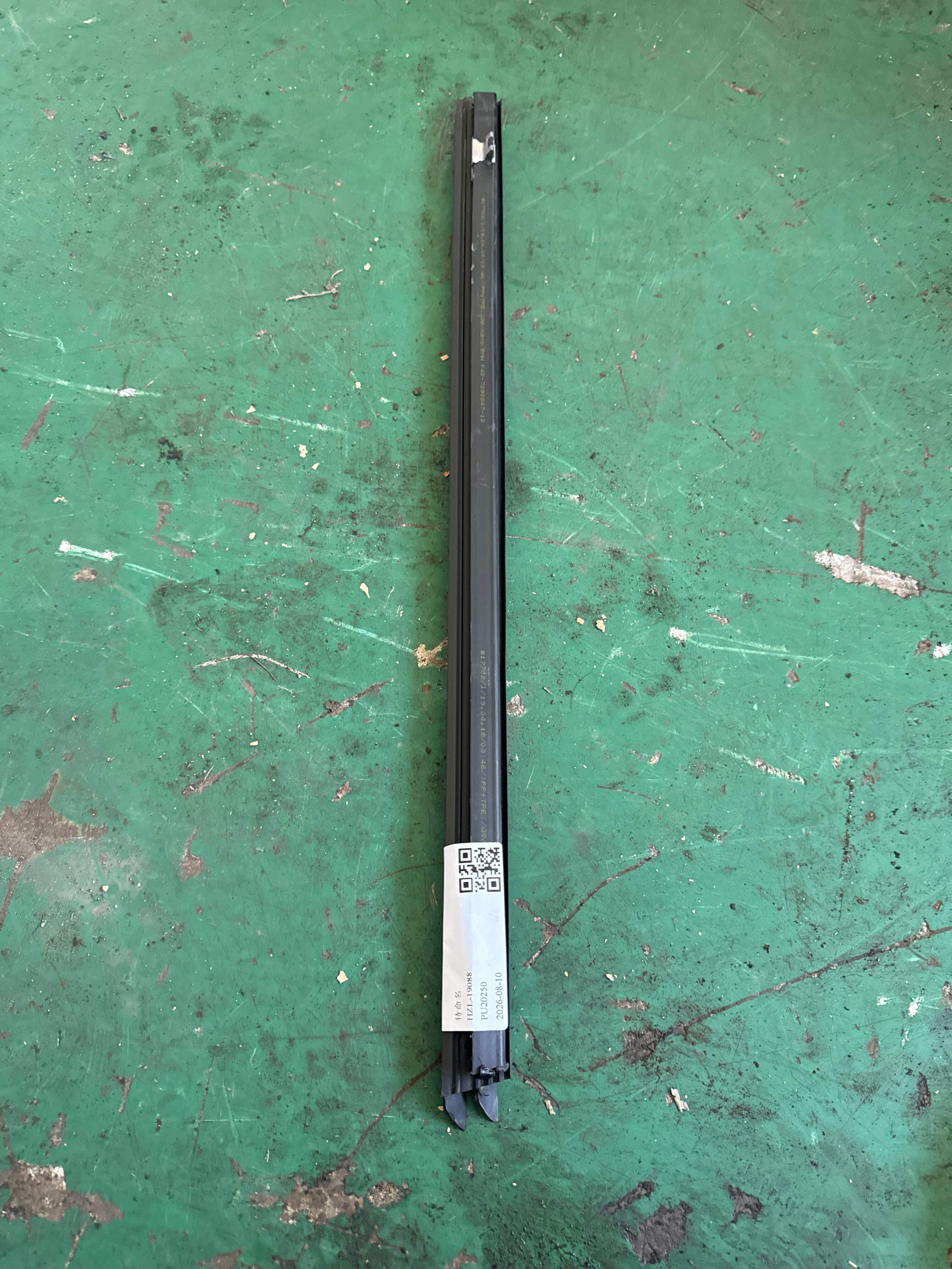51357298847 后门玻璃压条(左内)