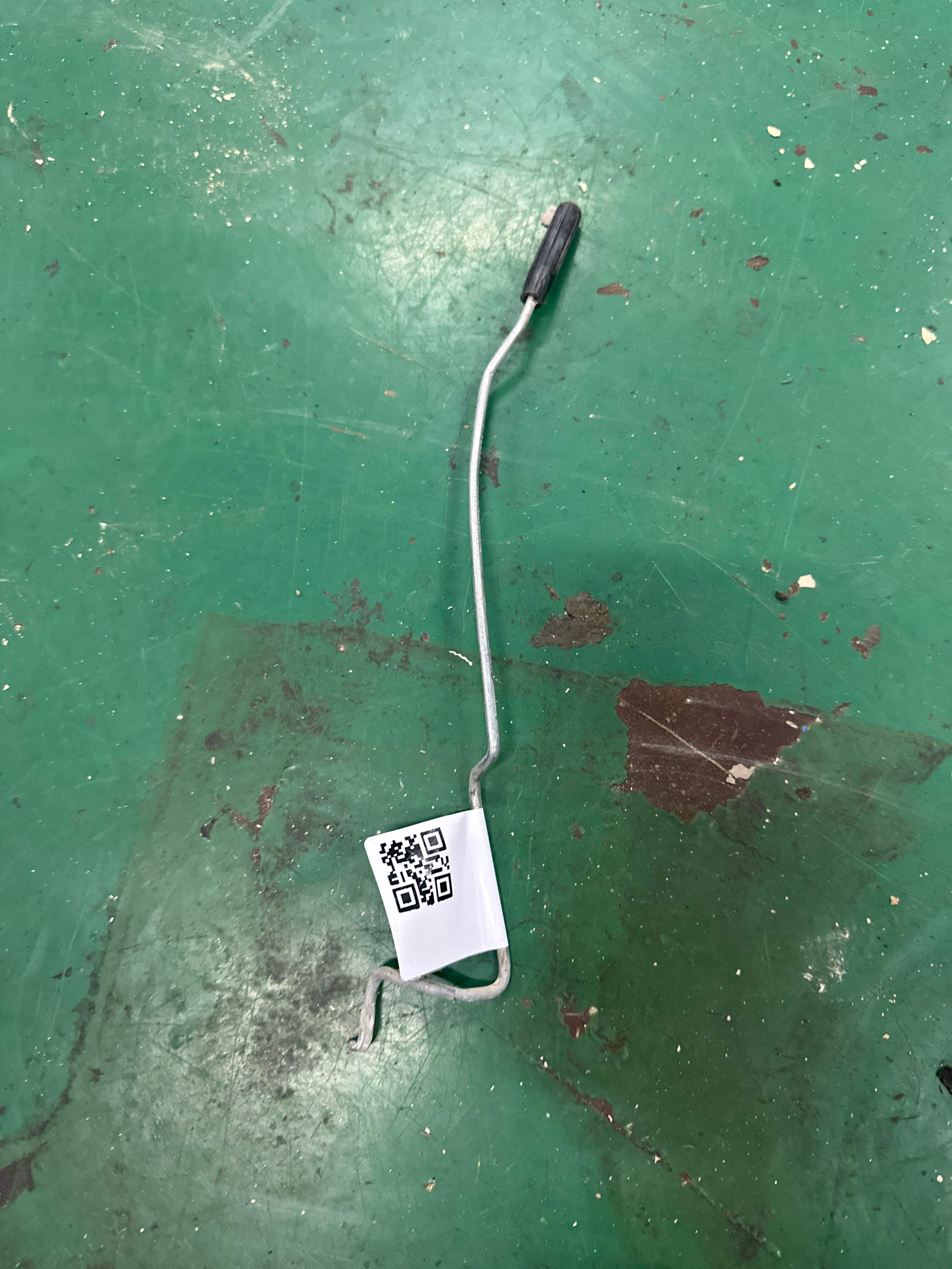 A2537330139 后门锁止杆（左）