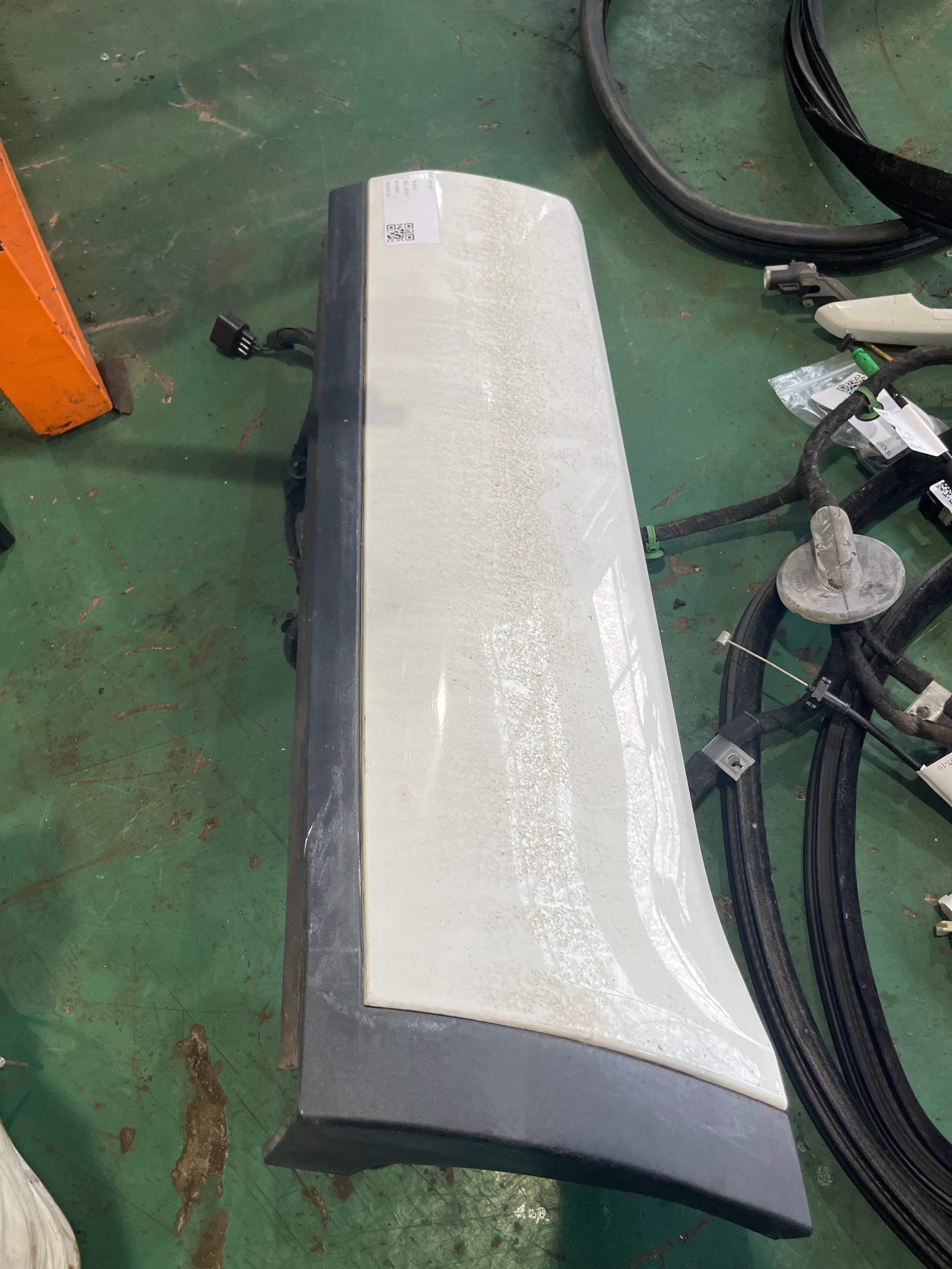 LR044671 Rear Door Outer Trim Panel, Left