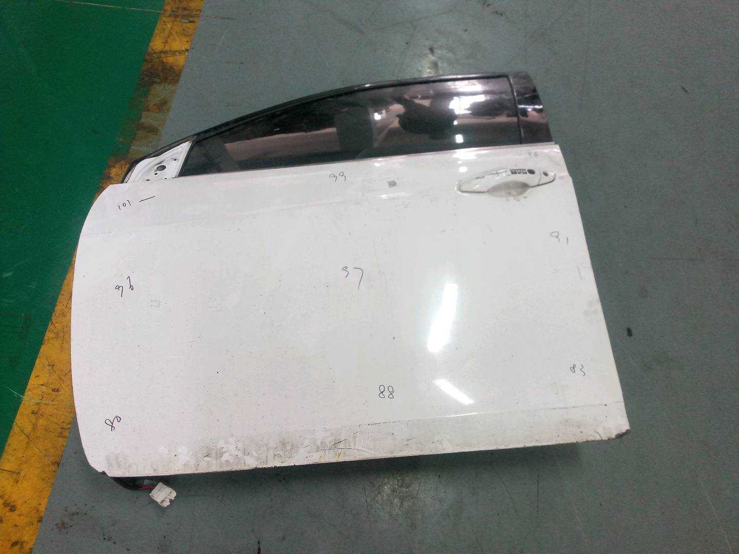 HA610101070 前门壳（左）