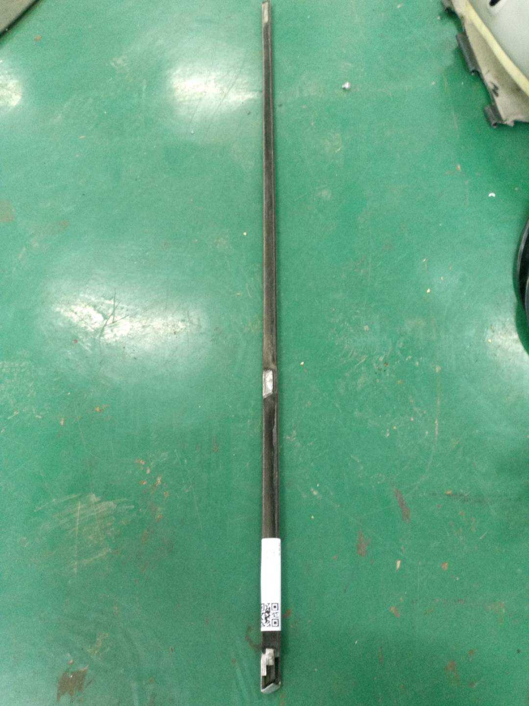 51227176935 后门玻璃压条(左外)