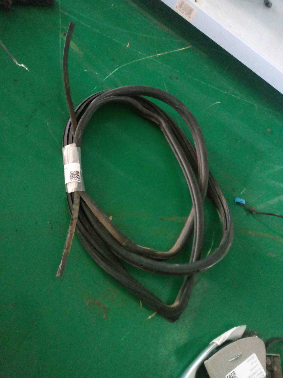 A2117300278 Rear Door Seal Strip, Right