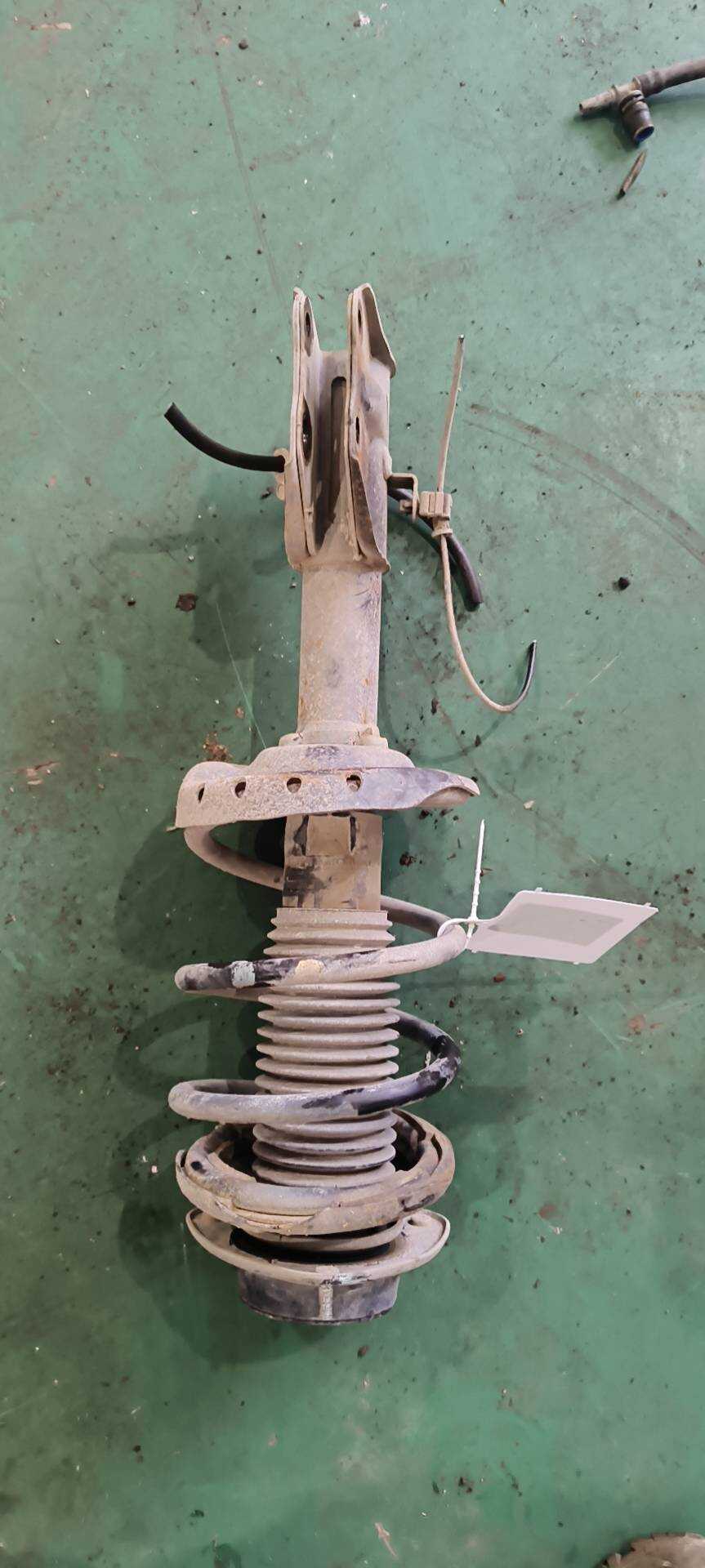 20310SG011 前减震器