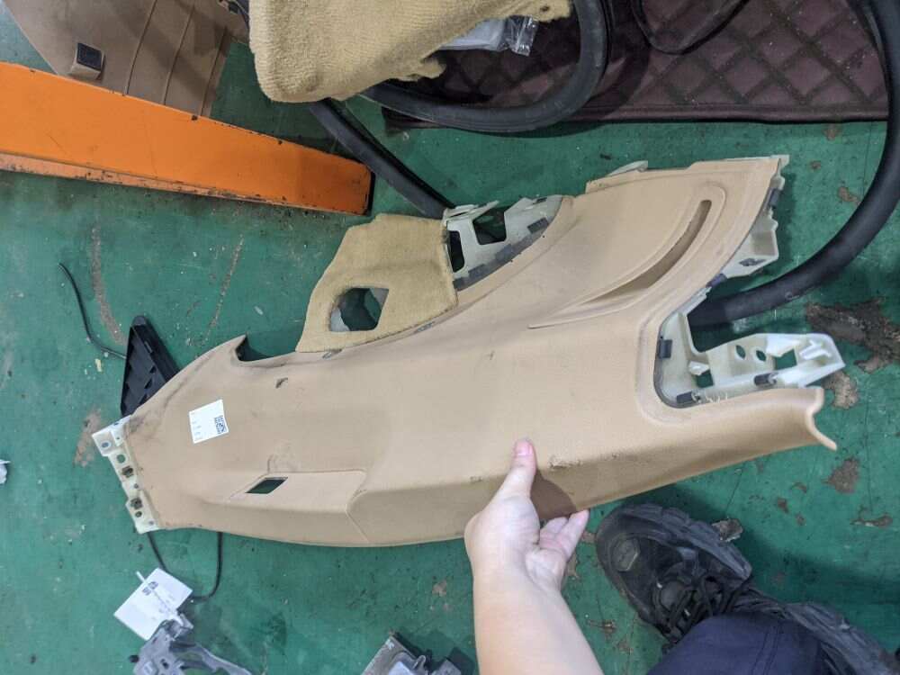 97055519500 C柱内衬(左下)
