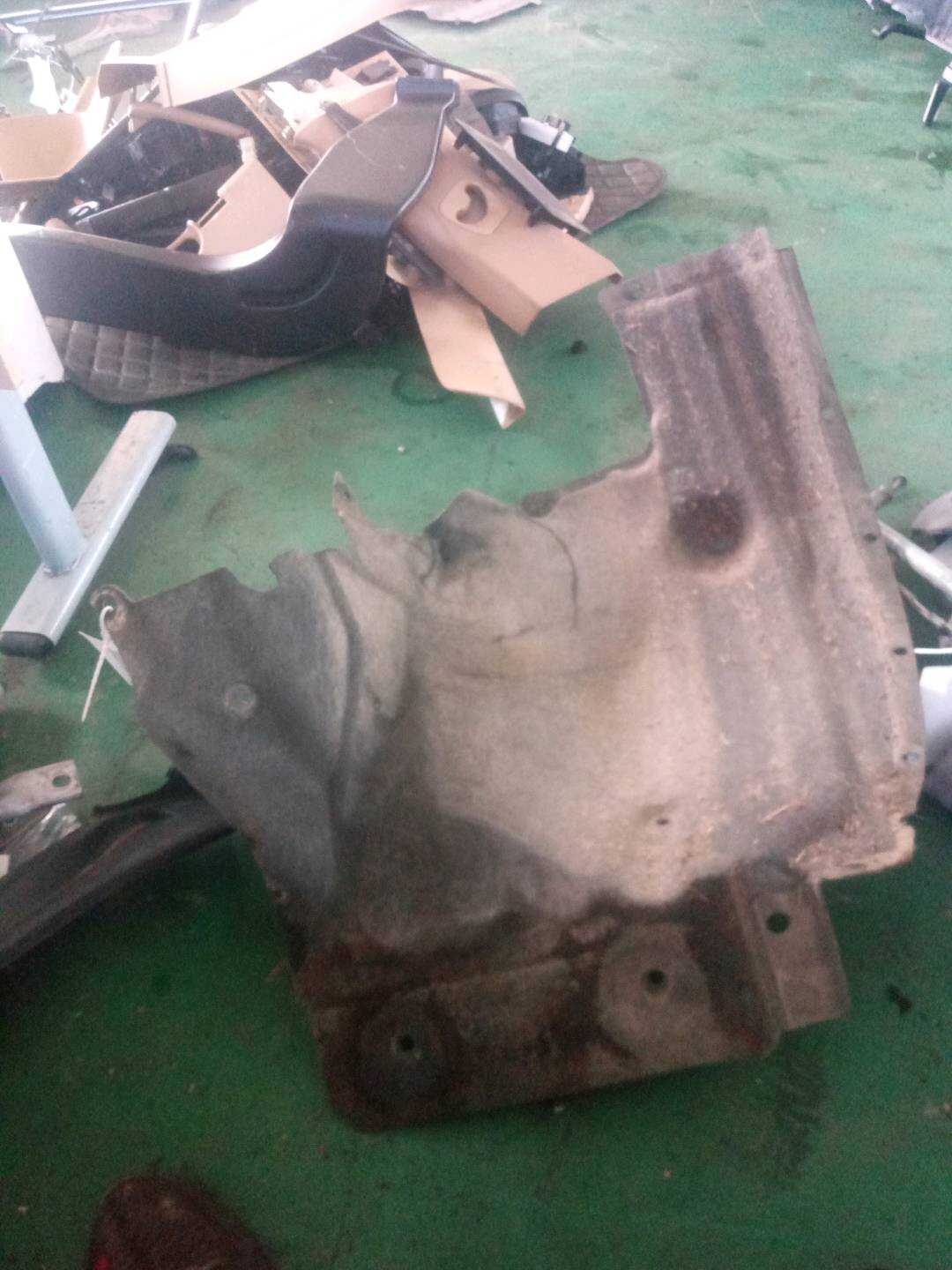 51717213643 Front Fender Liner, Rear Left