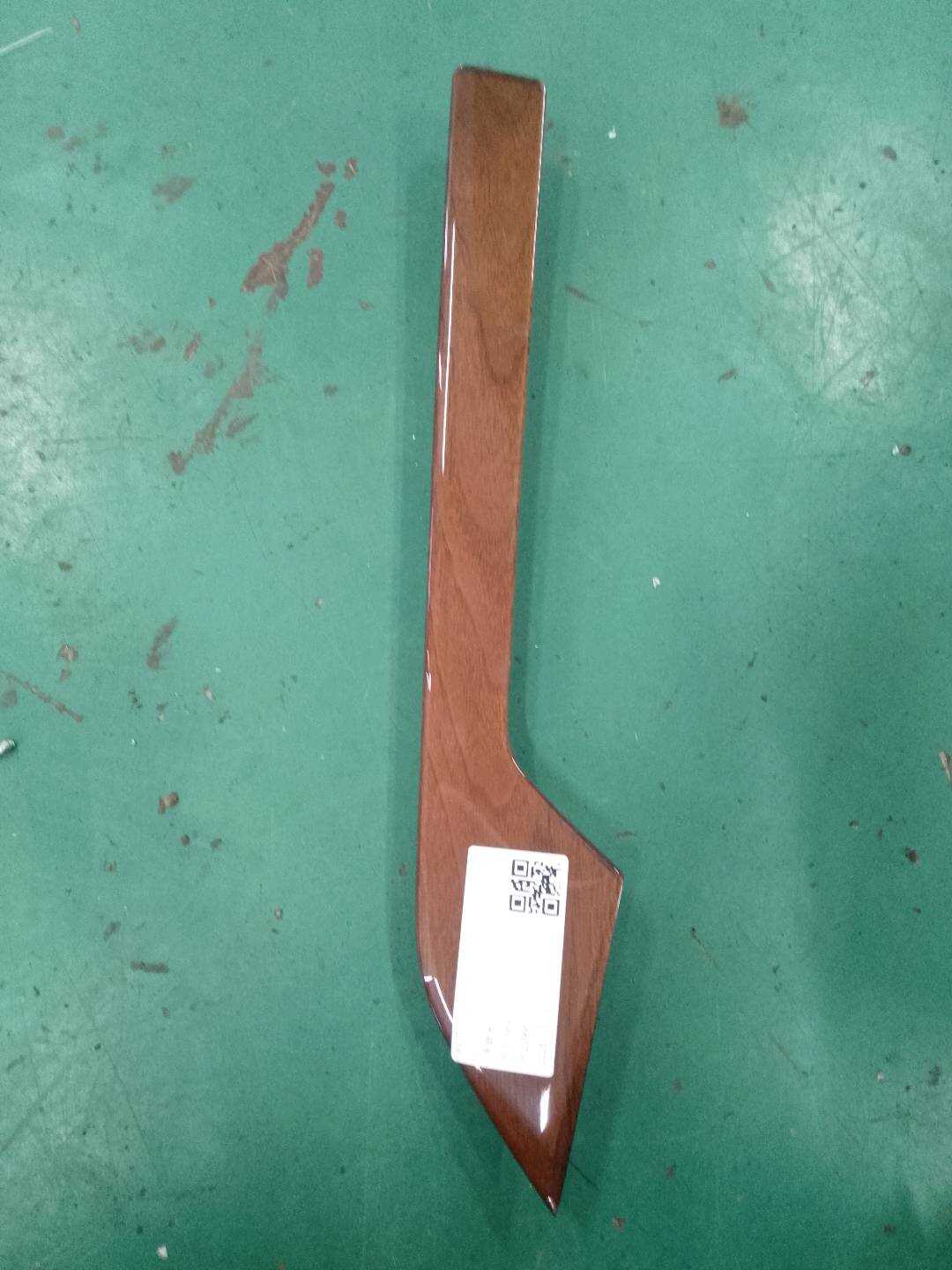 L8WD867420LIX5 Rear Door Trim Panel Molding (Upper Right)